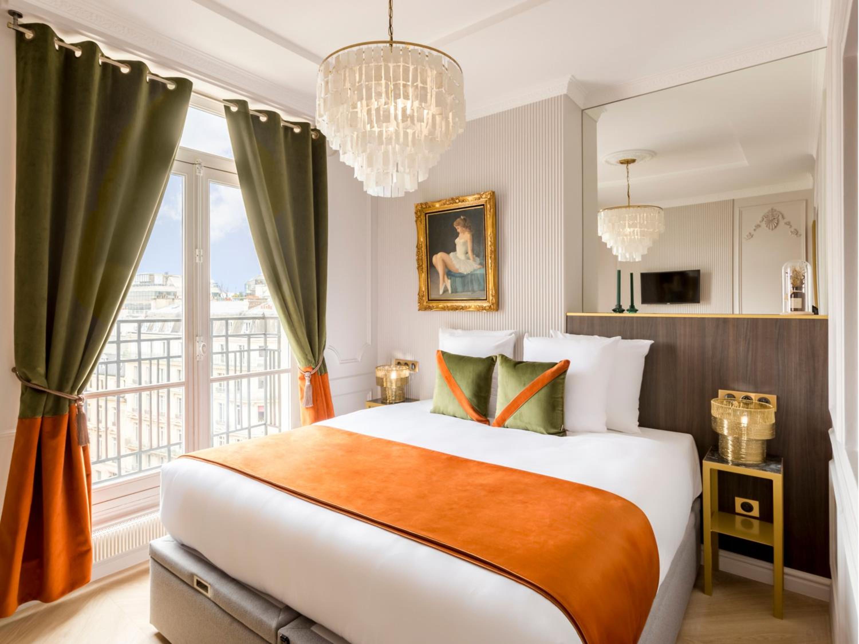 Merveil Signature Suite Hoche - Eiffel Tower view