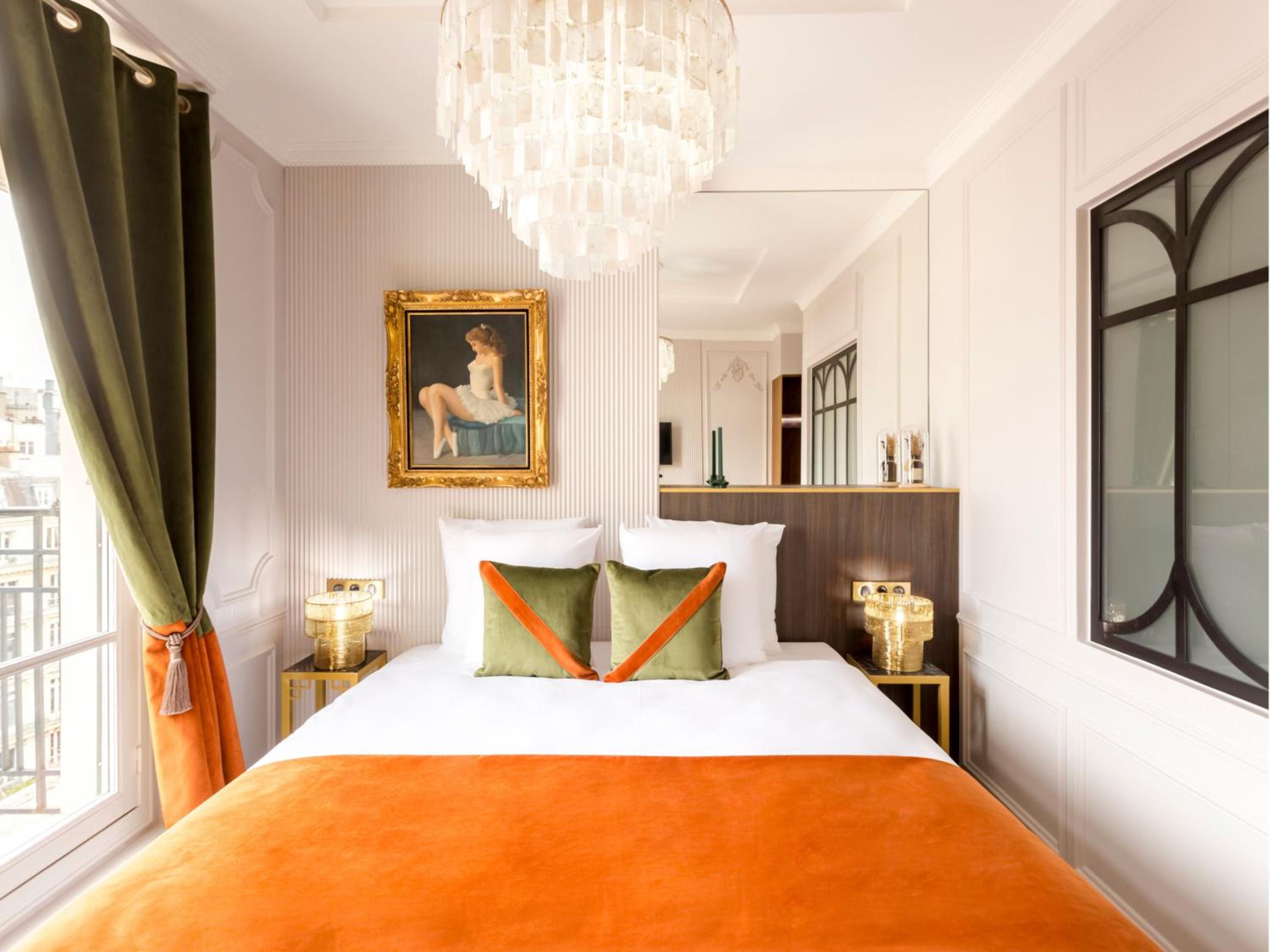 Merveil Signature Suite Hoche - Eiffel Tower view