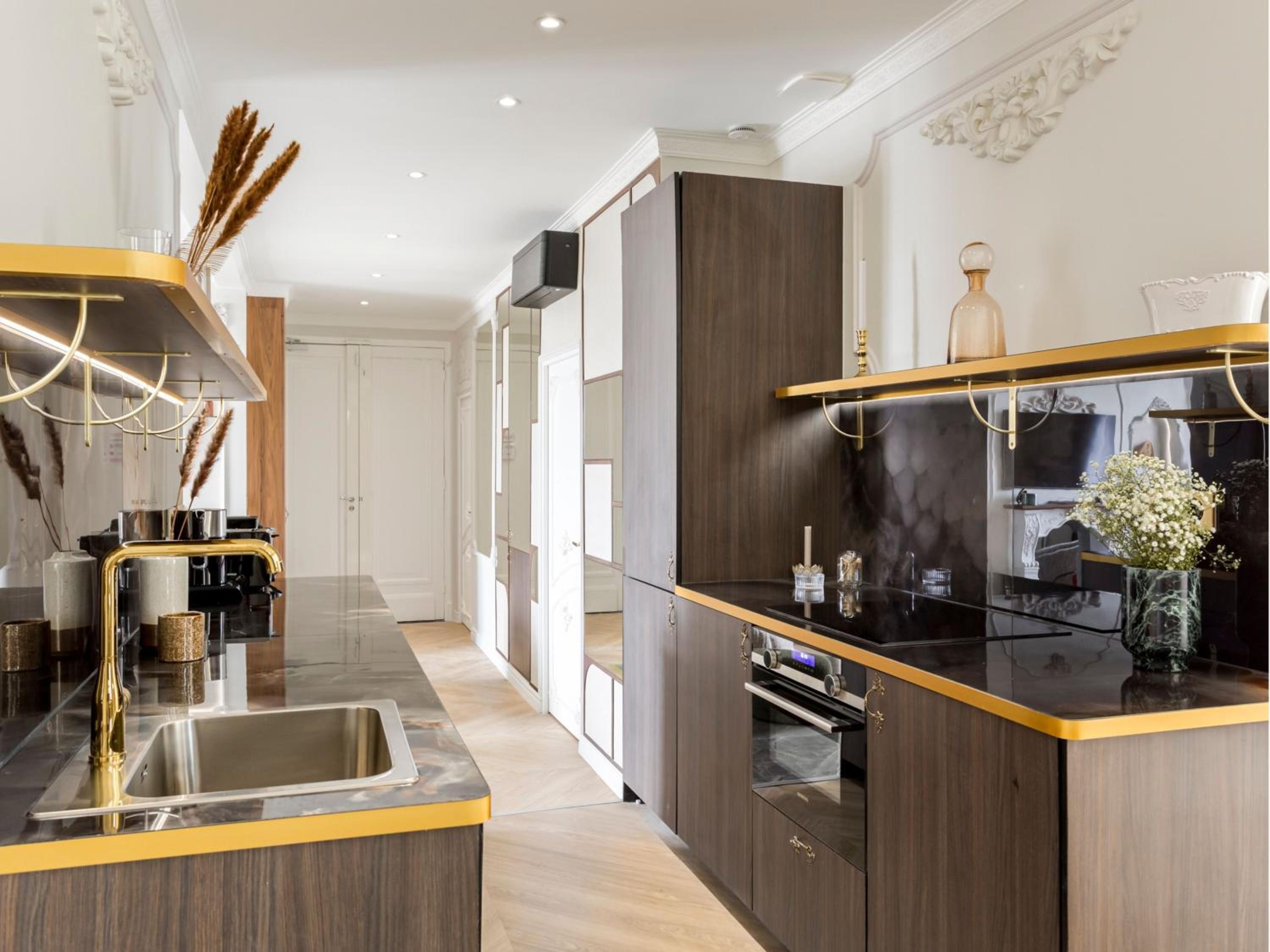 Merveil Signature Suite Hoche - Eiffel Tower view