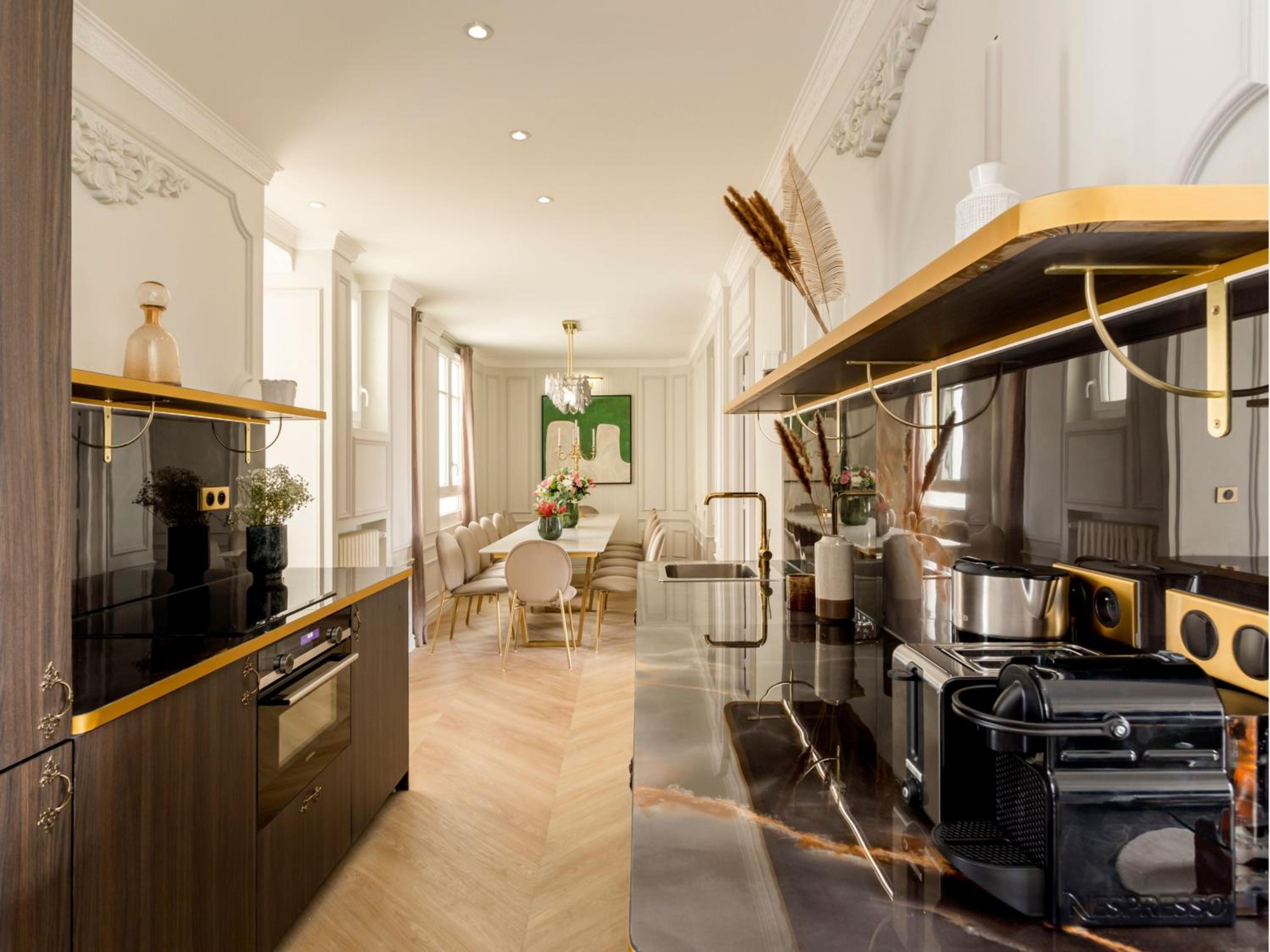 Merveil Signature Suite Hoche - Eiffel Tower view