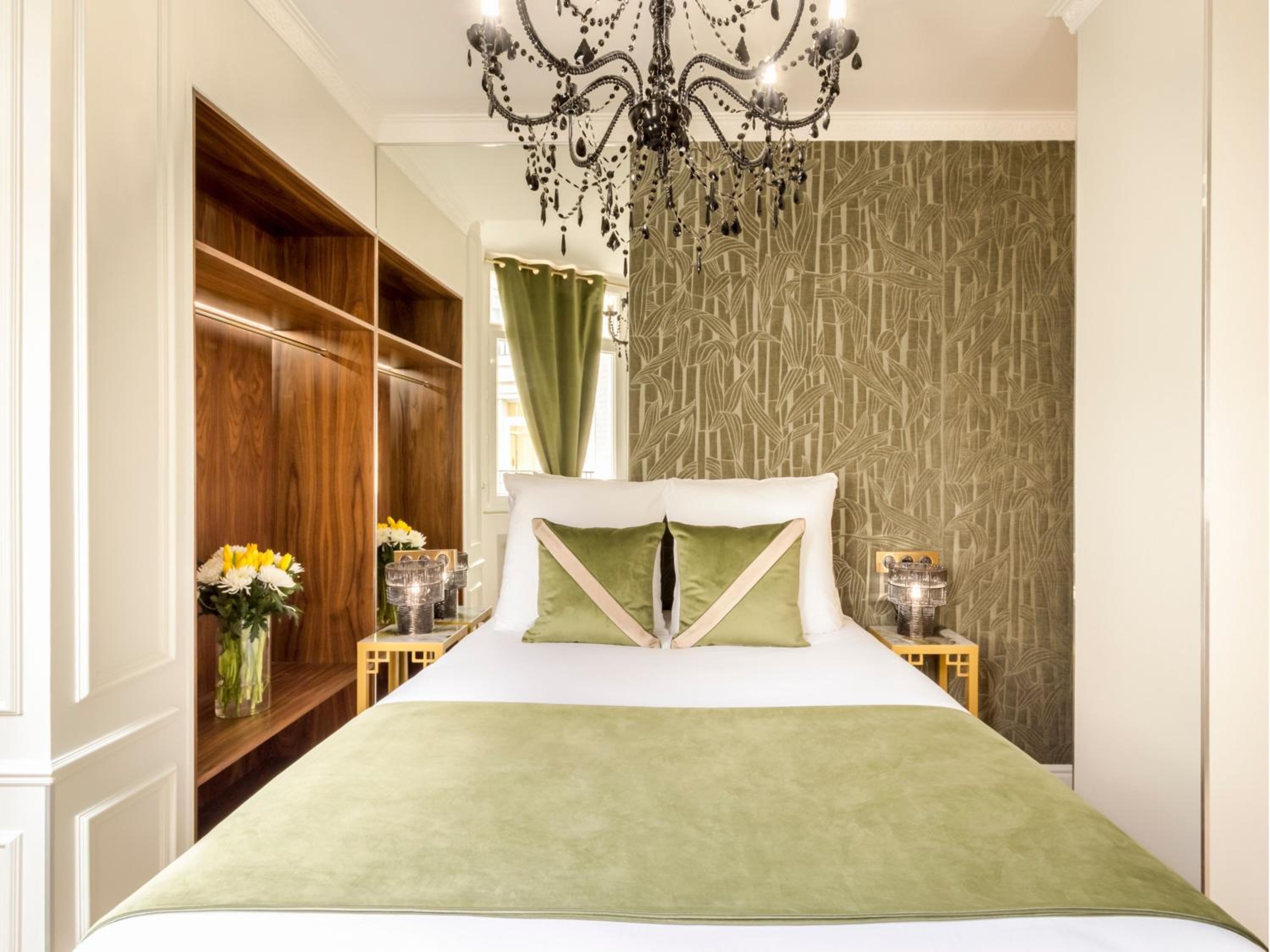 Merveil Signature Suite Hoche - Eiffel Tower view