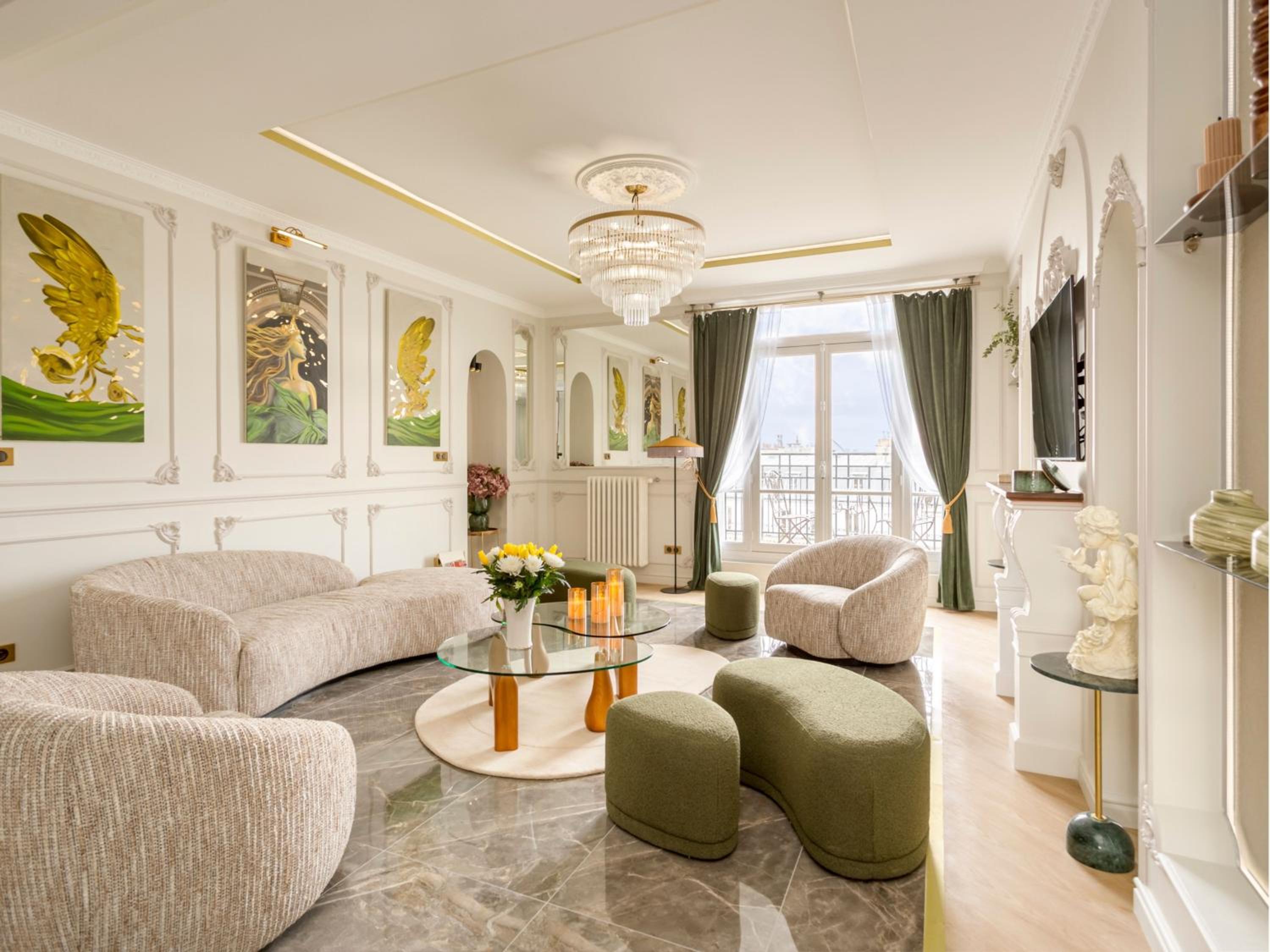 Merveil Signature Suite Hoche - Eiffel Tower view