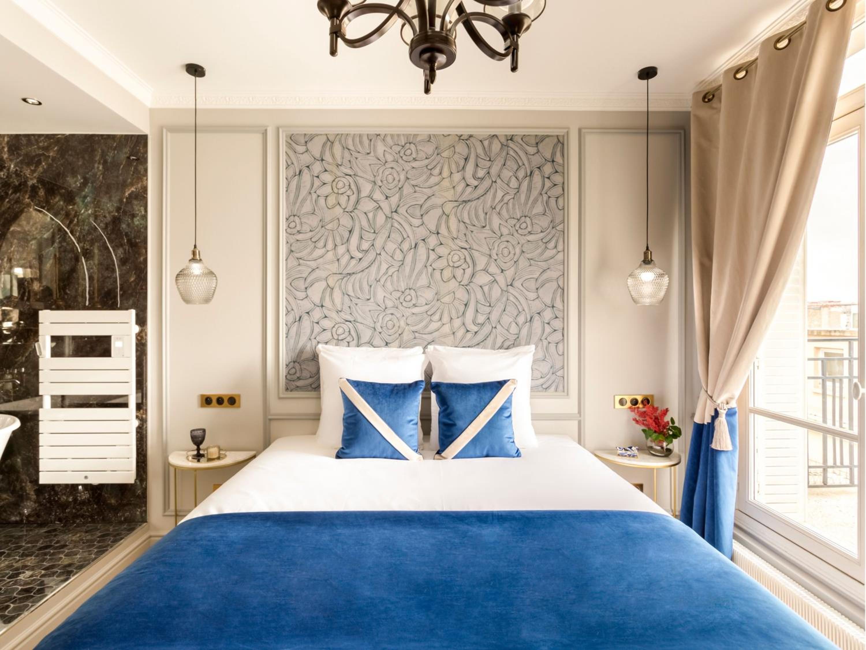 Merveil Signature Suite Hoche - Eiffel Tower view
