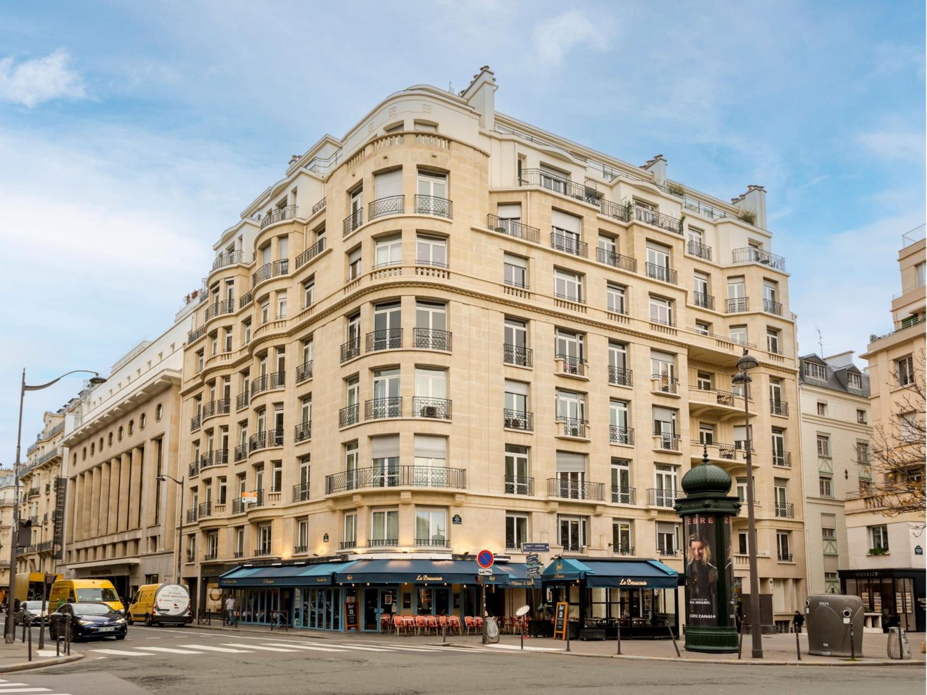 Merveil Signature Suite Hoche - Eiffel Tower view