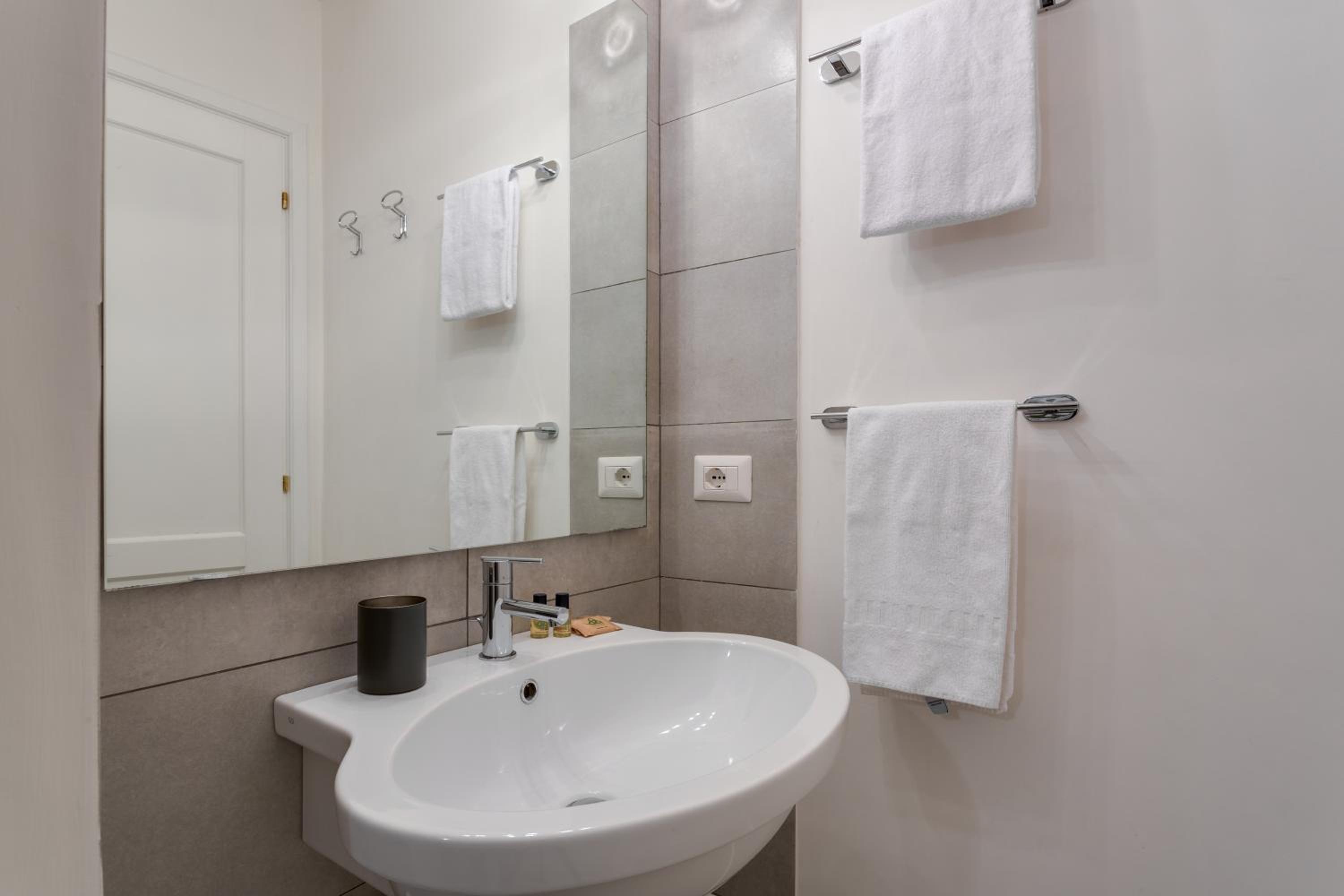 Rome as you feel - Grotta Pinta apartments