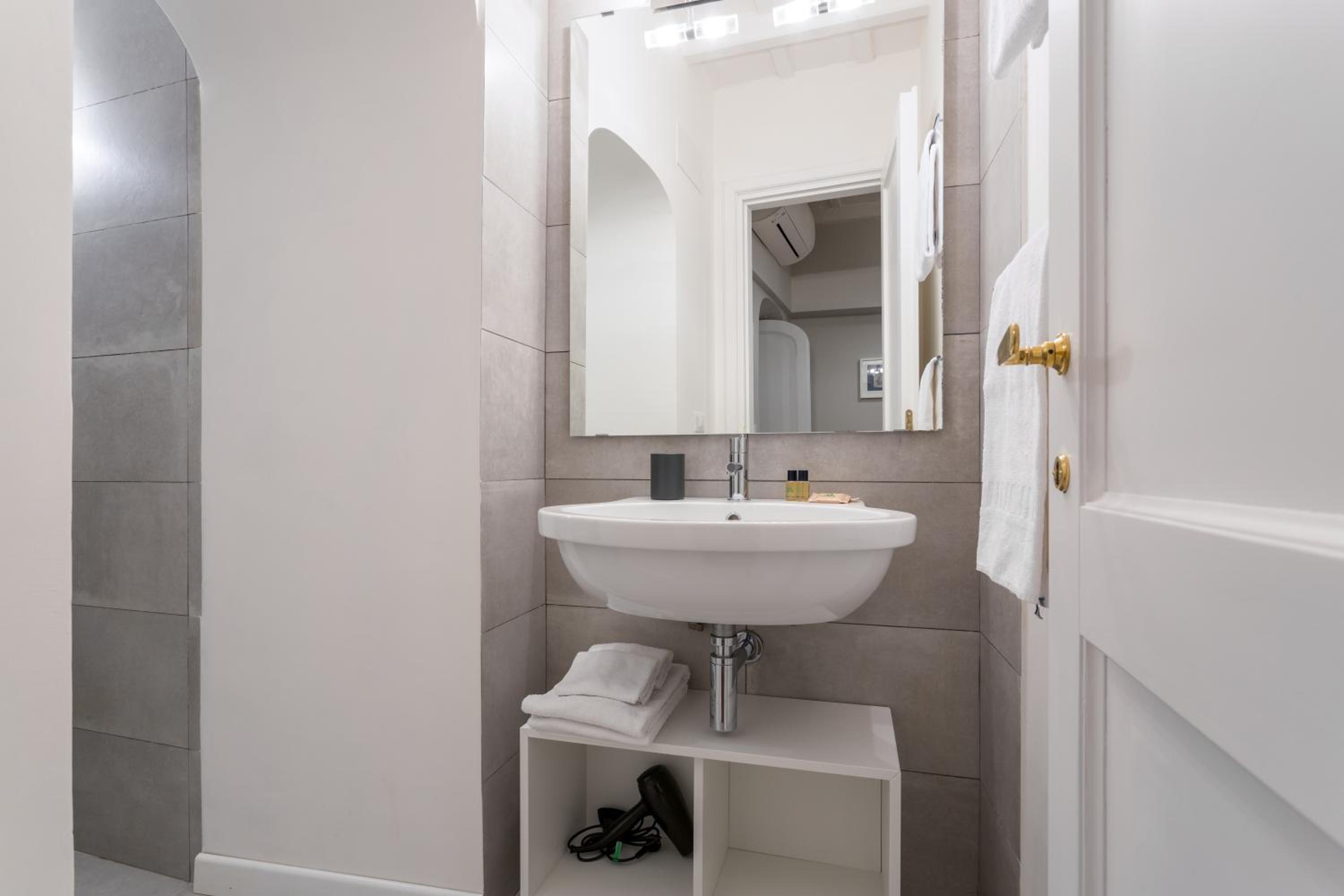 Rome as you feel - Grotta Pinta apartments