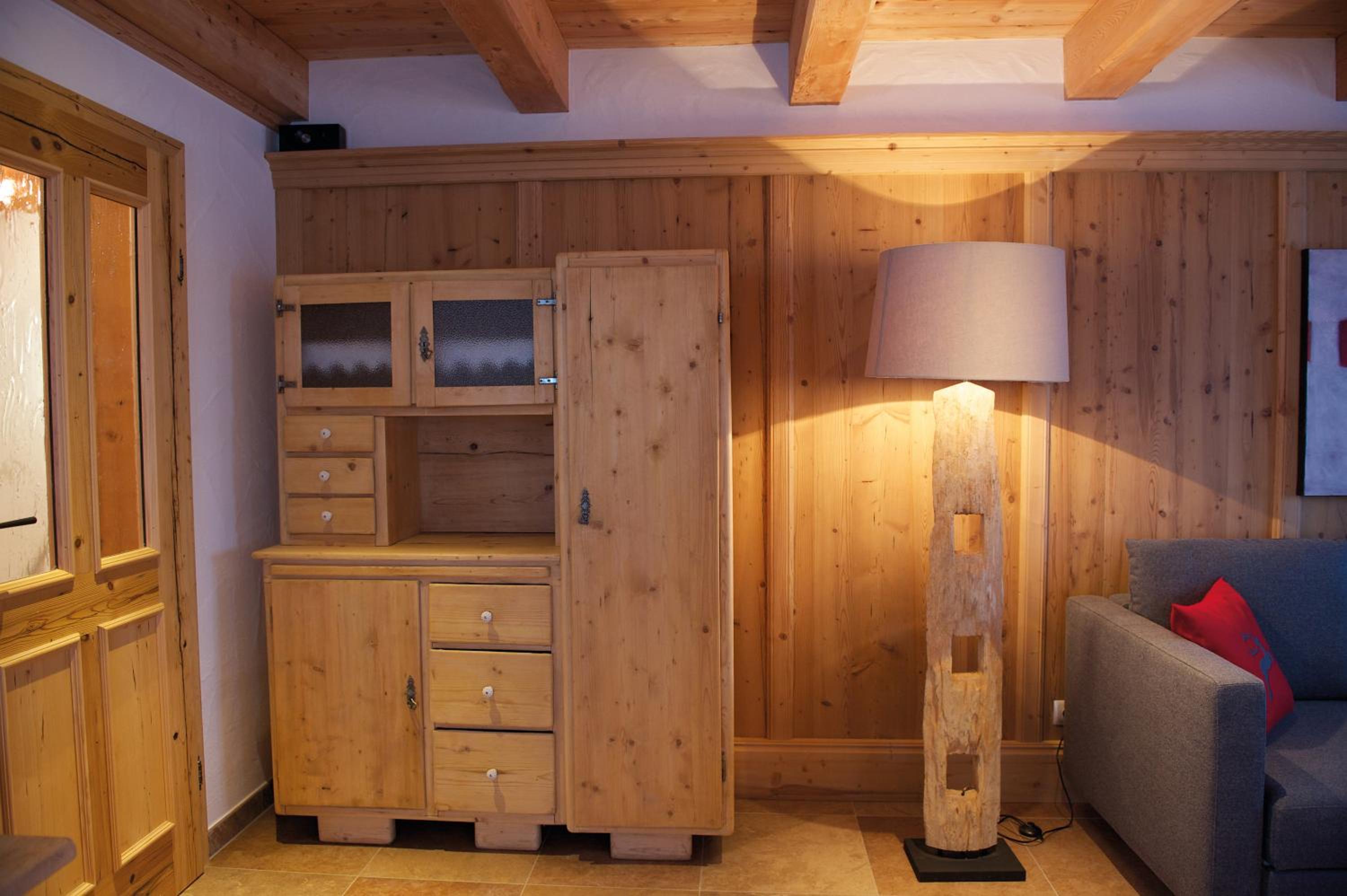 Wallegg Lodge - Alpine Premium Chalet - Ski In-Ski Out - Real Alpine Location Saalbach
