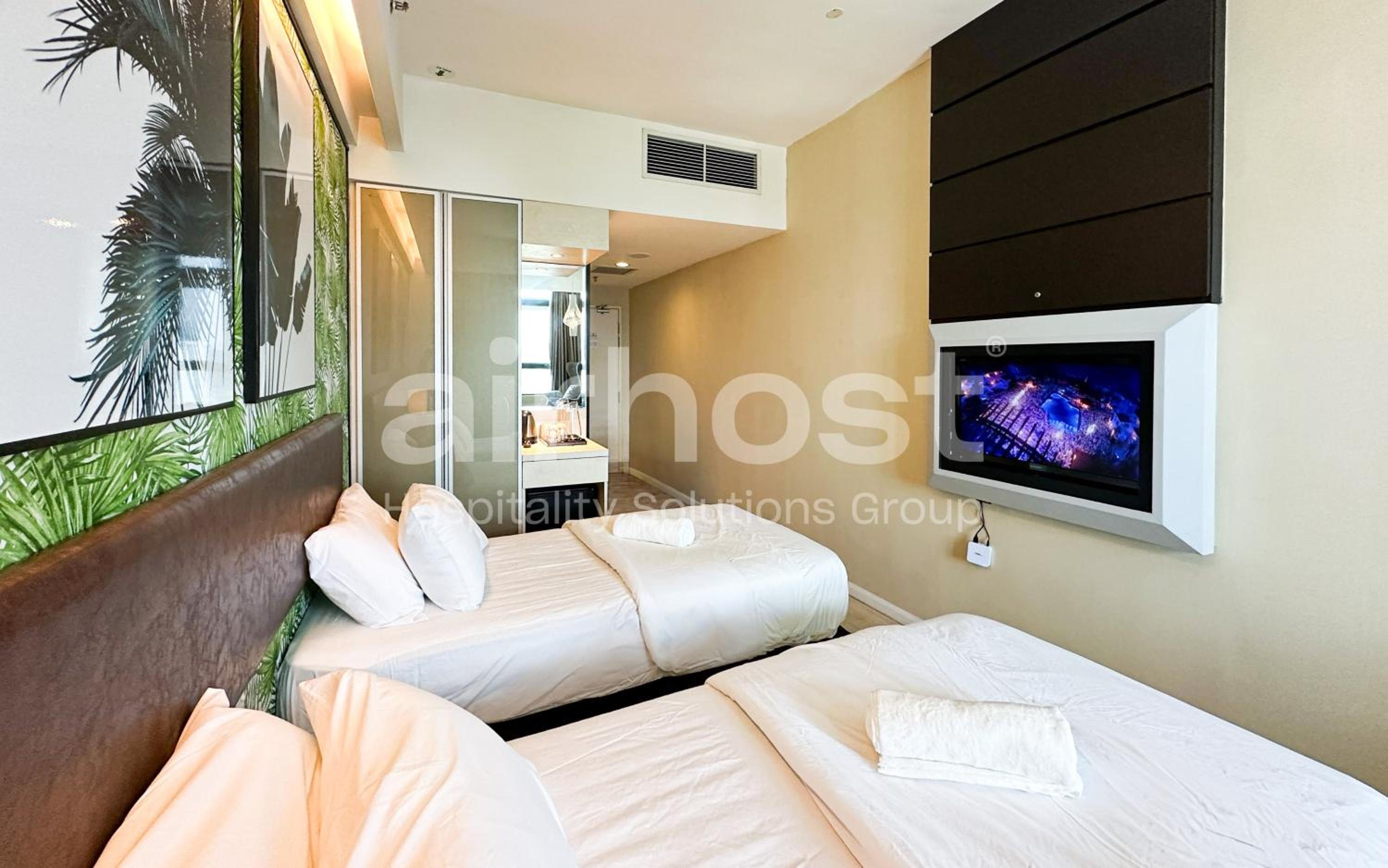 PJ Centrestage by Airhost