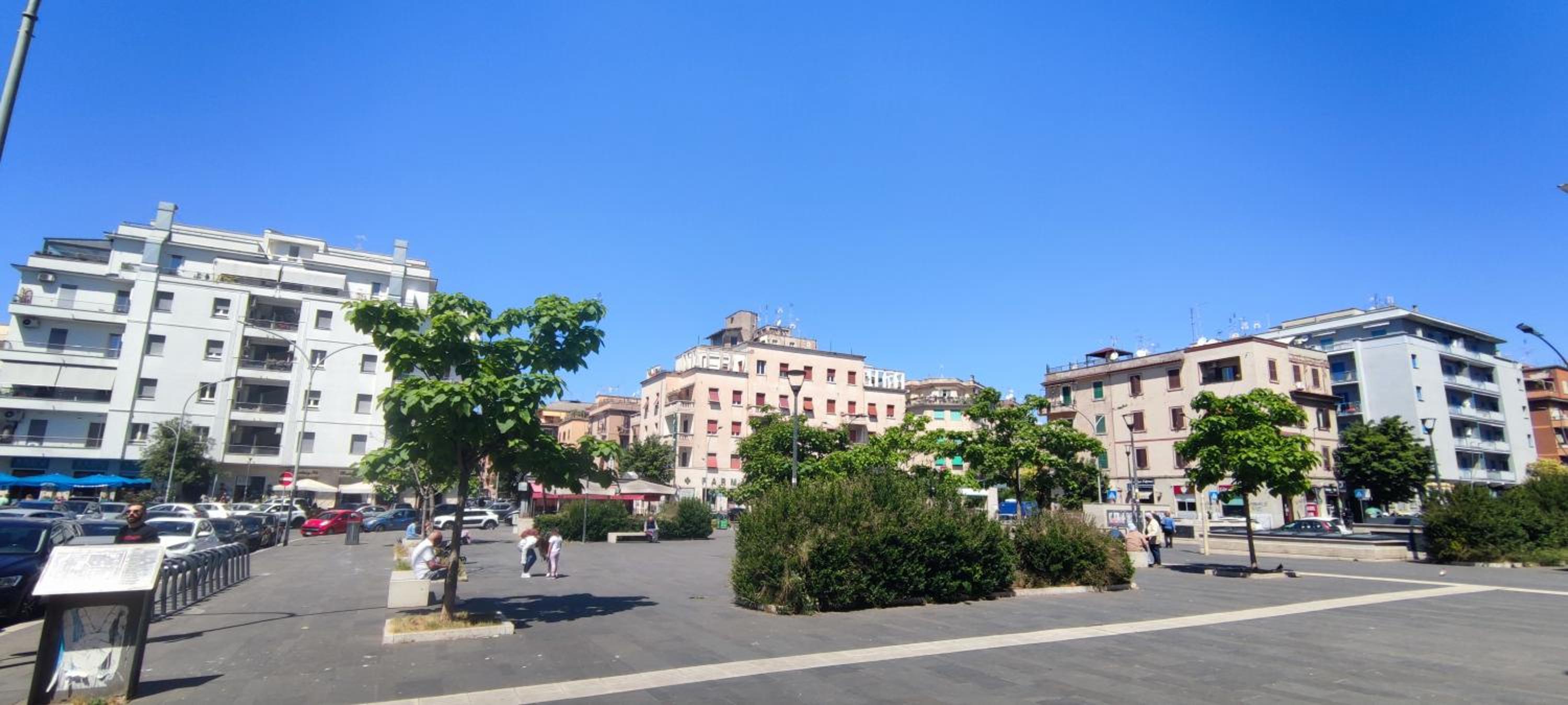 Metro Mirti Rome Suite