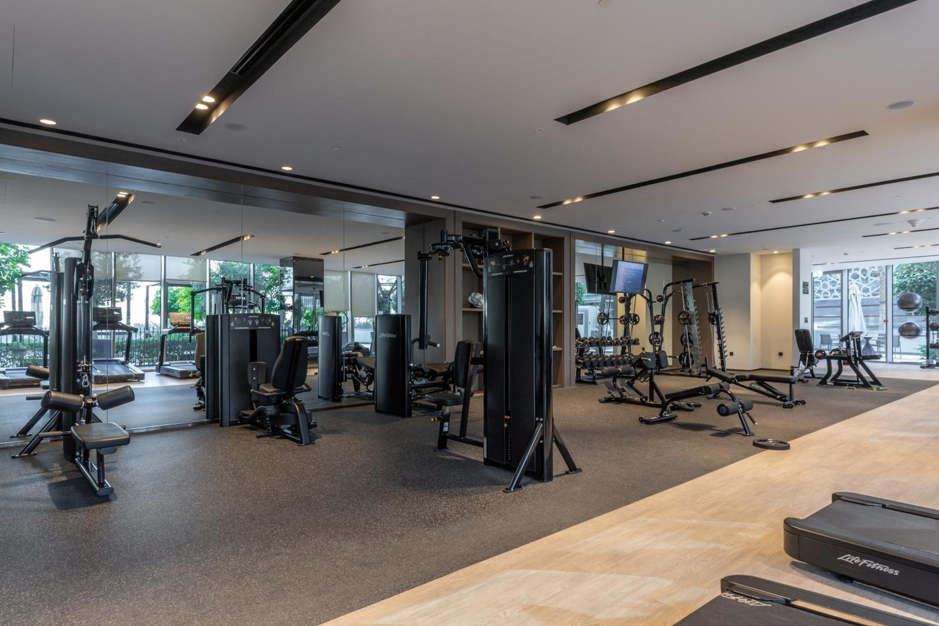 Maison Privee - Sky-High Elegance with Unrivaled Burj Khalifa Views