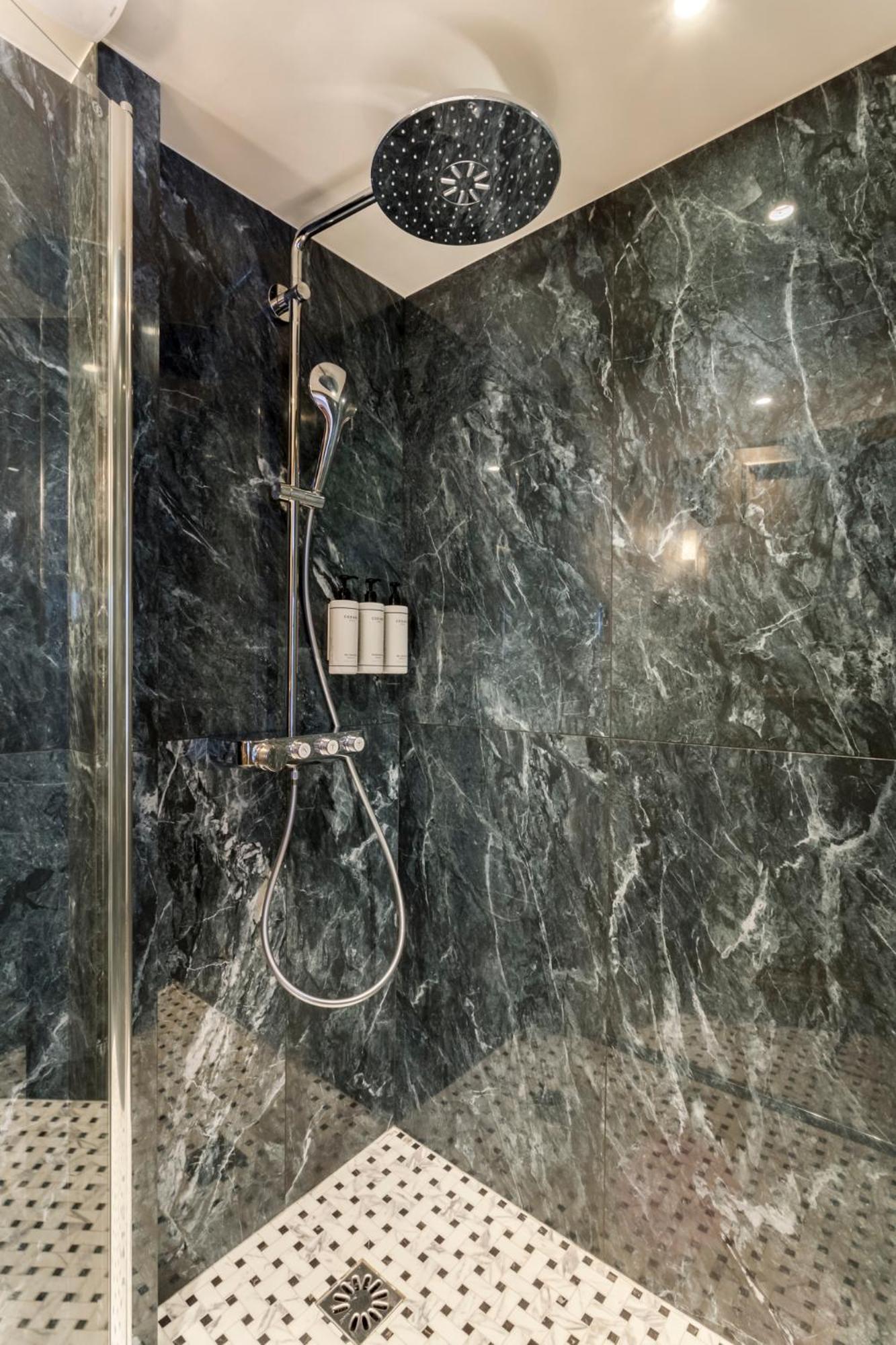 Merveil - Luxury Suite - Marais - Turenne