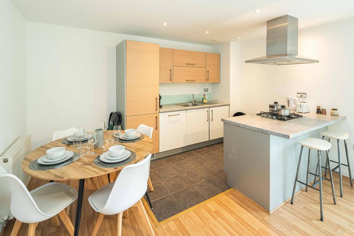 Stylish 2-Bed with Stunning View