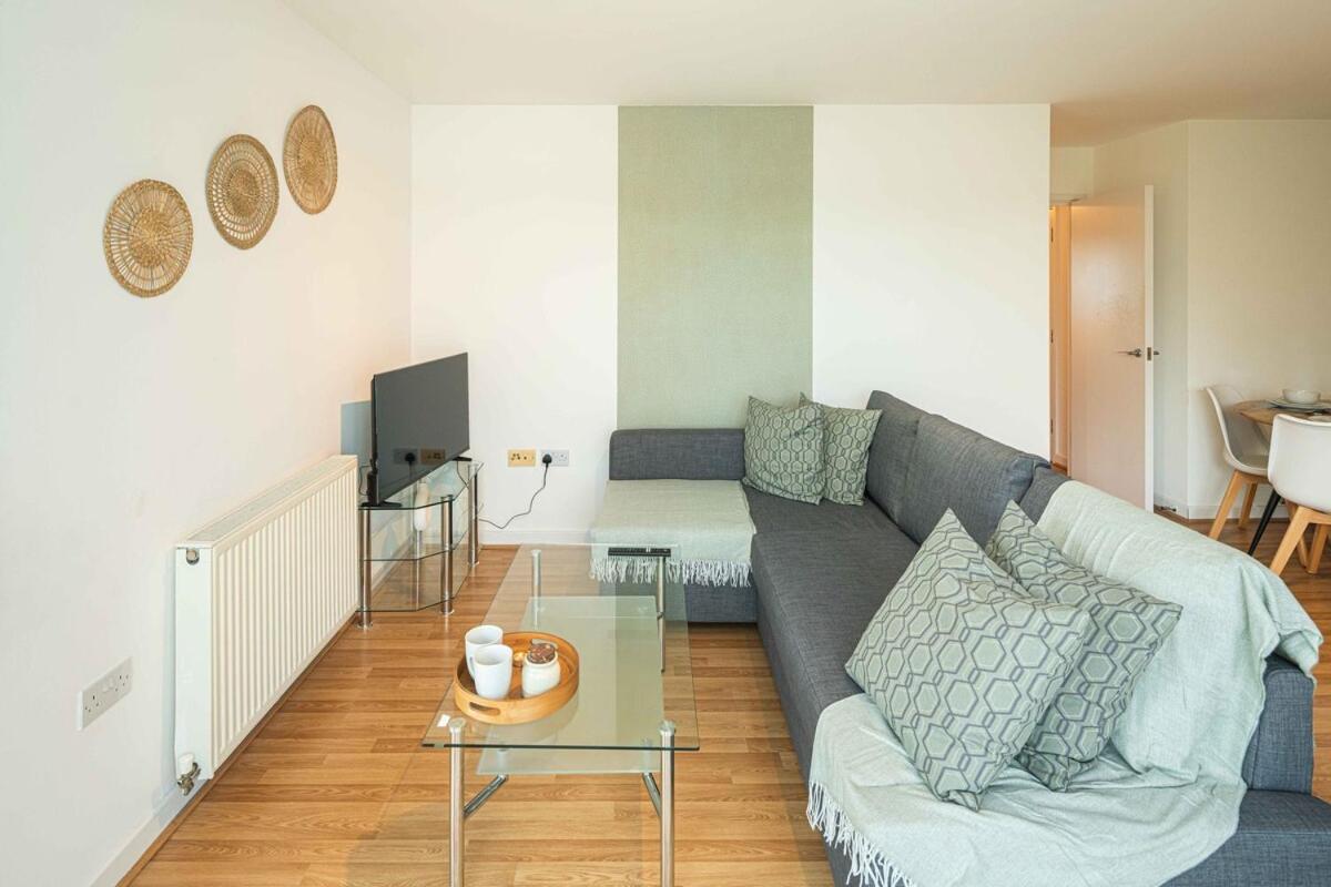Stylish 2-Bed with Stunning View