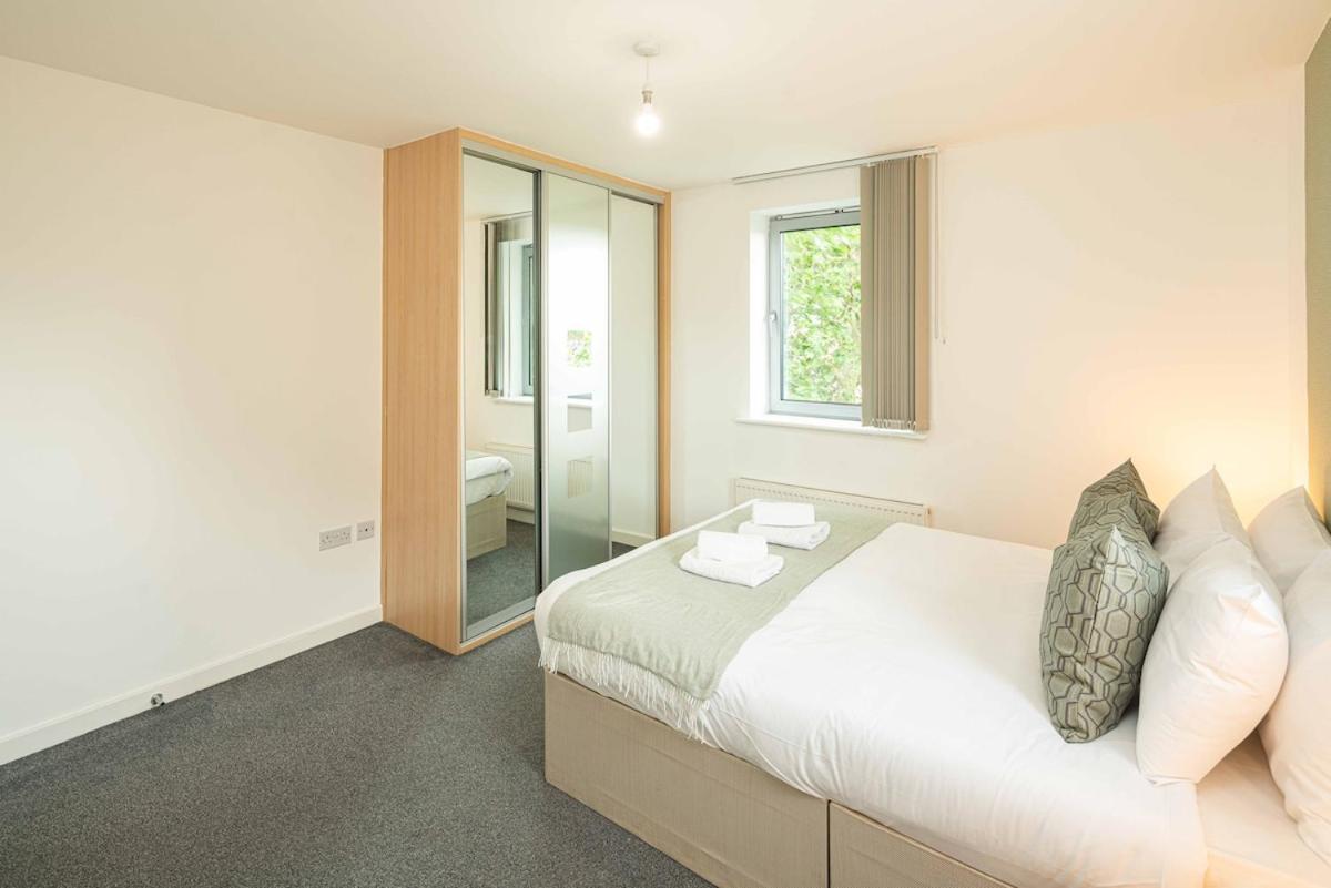 Stylish 2-Bed with Stunning View