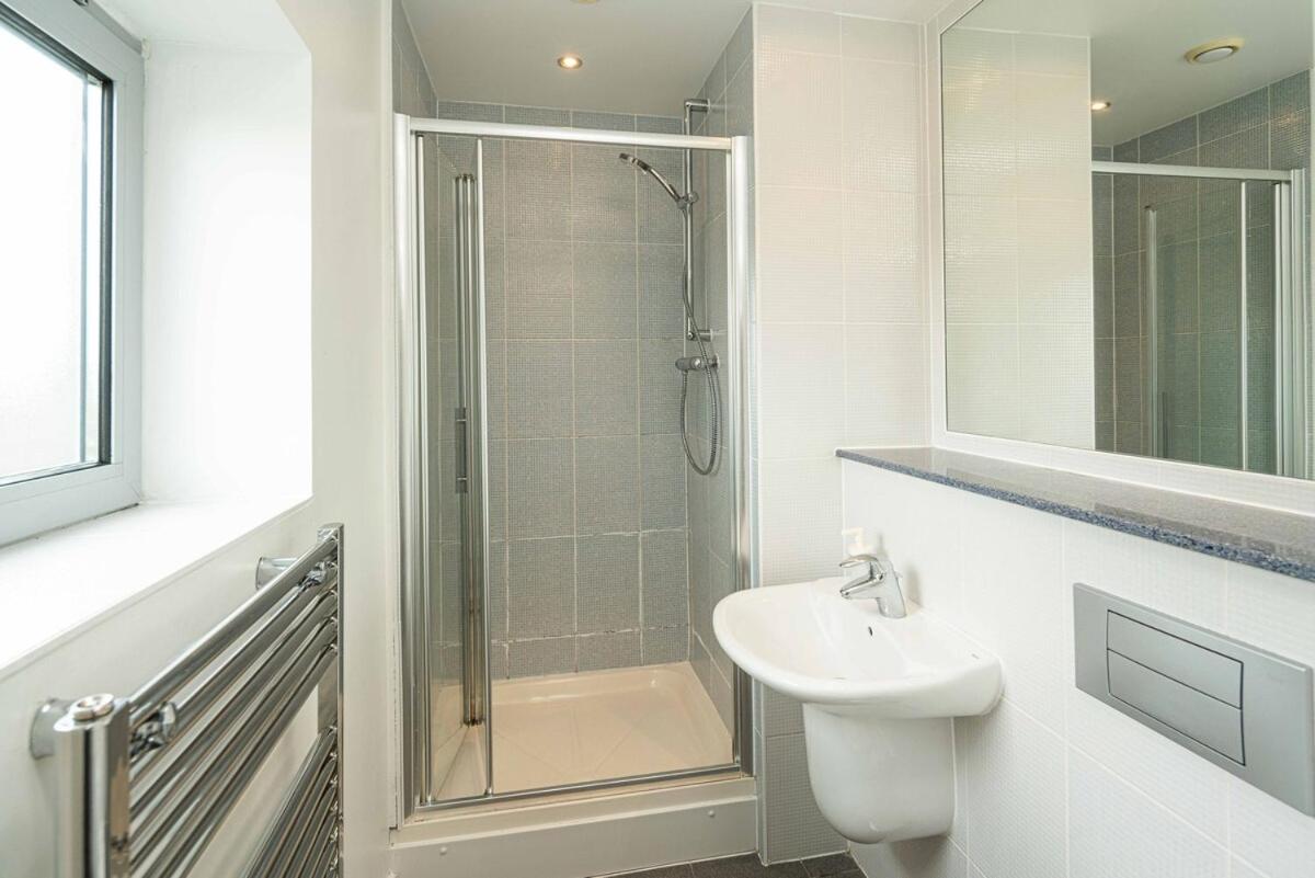 Stylish 2-Bed with Stunning View