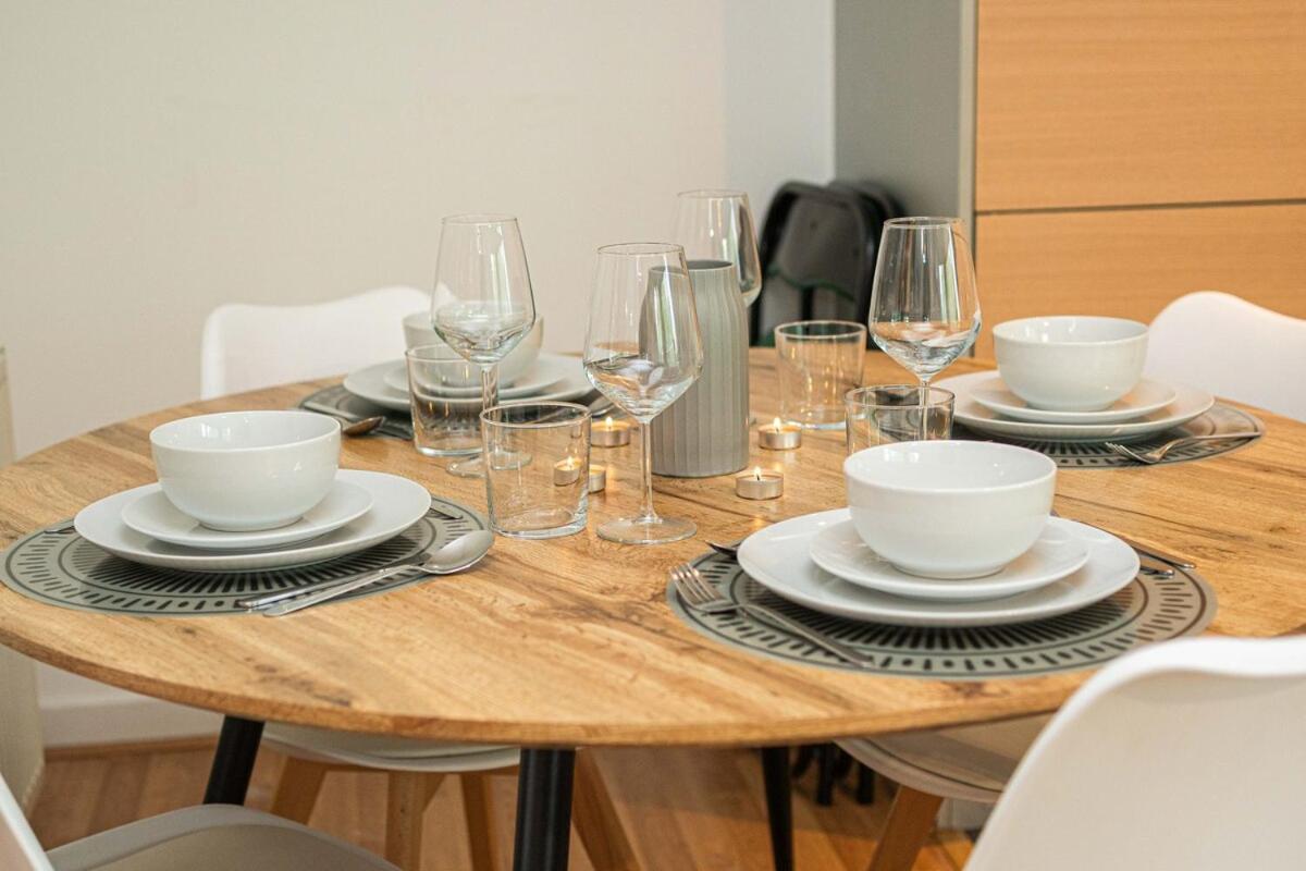 Stylish 2-Bed with Stunning View