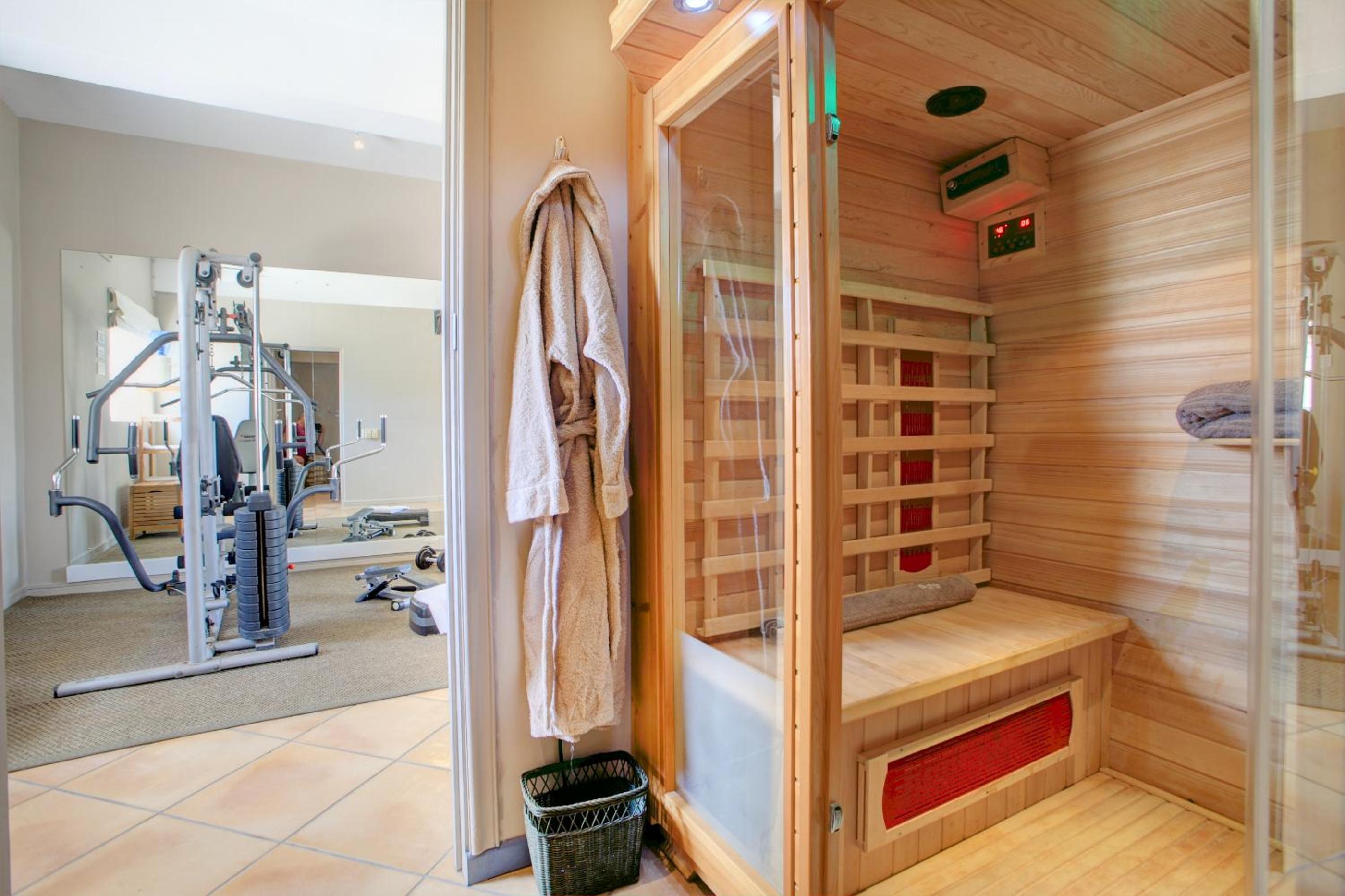 Abalone Guest Lodge