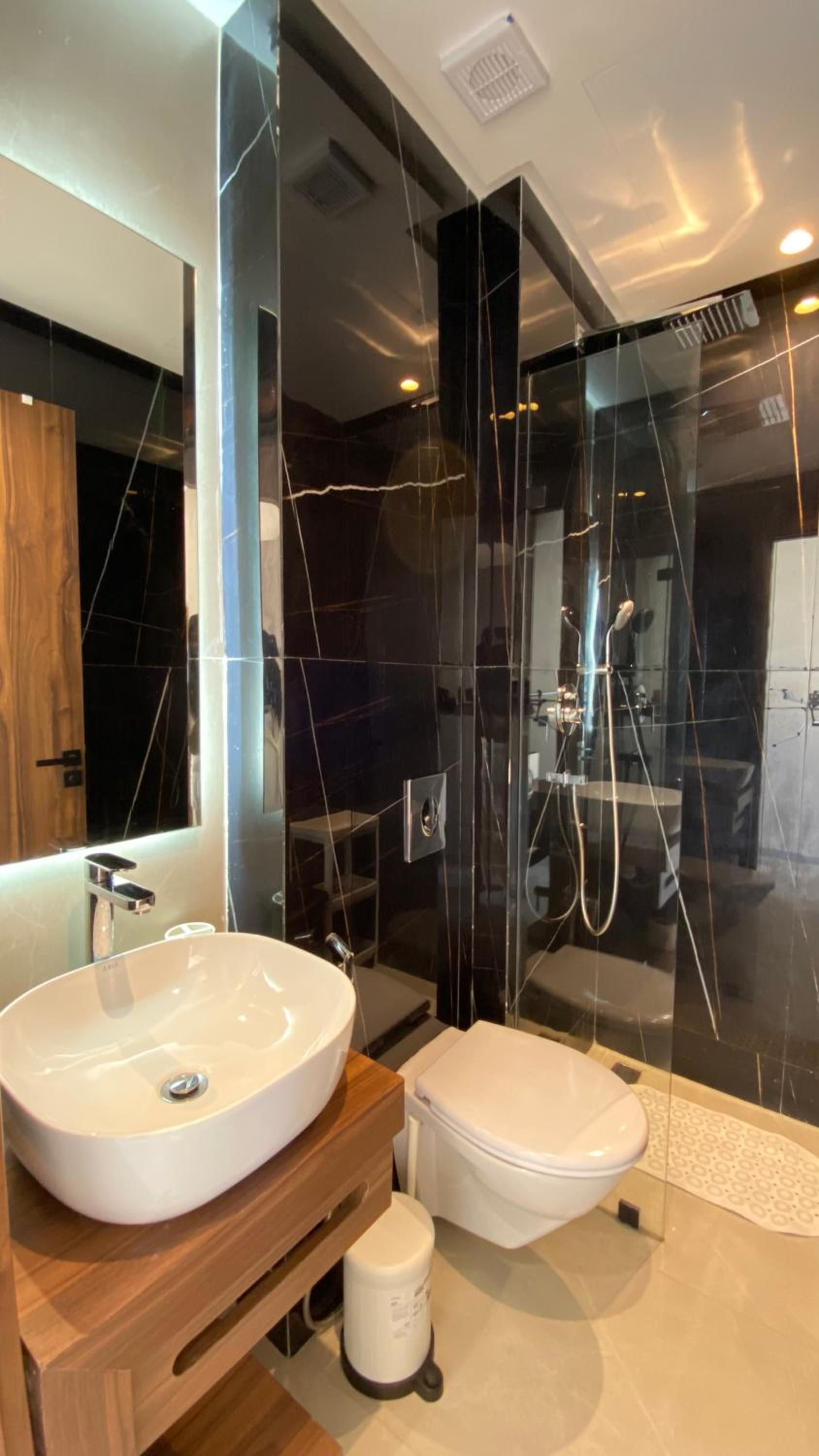 Modern & Fully equipped 1BDR Flats in Palmiers Central Casablanca with Terrace & Parking