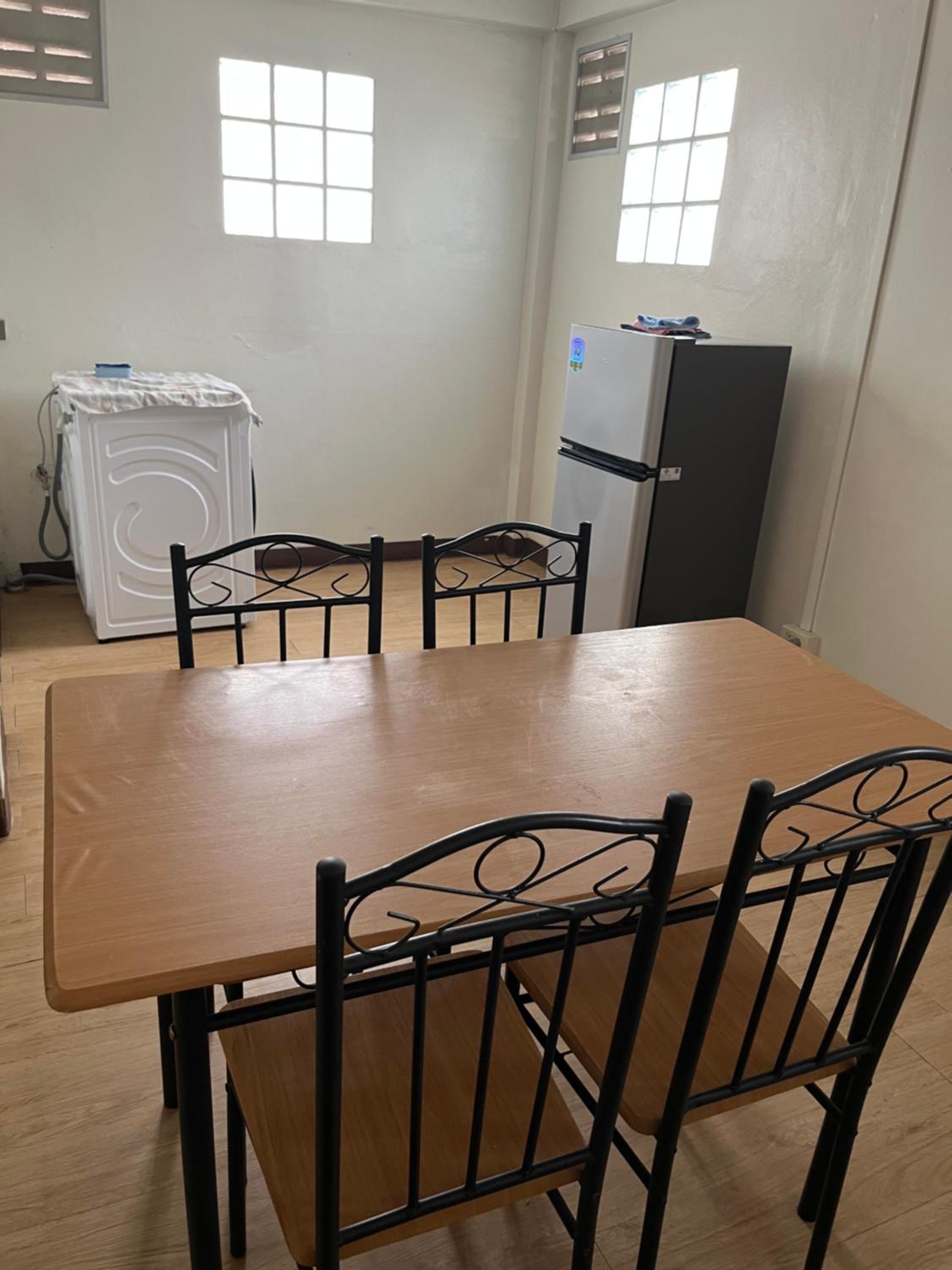 GM7 - Private House Downtown 2mins walk to metro