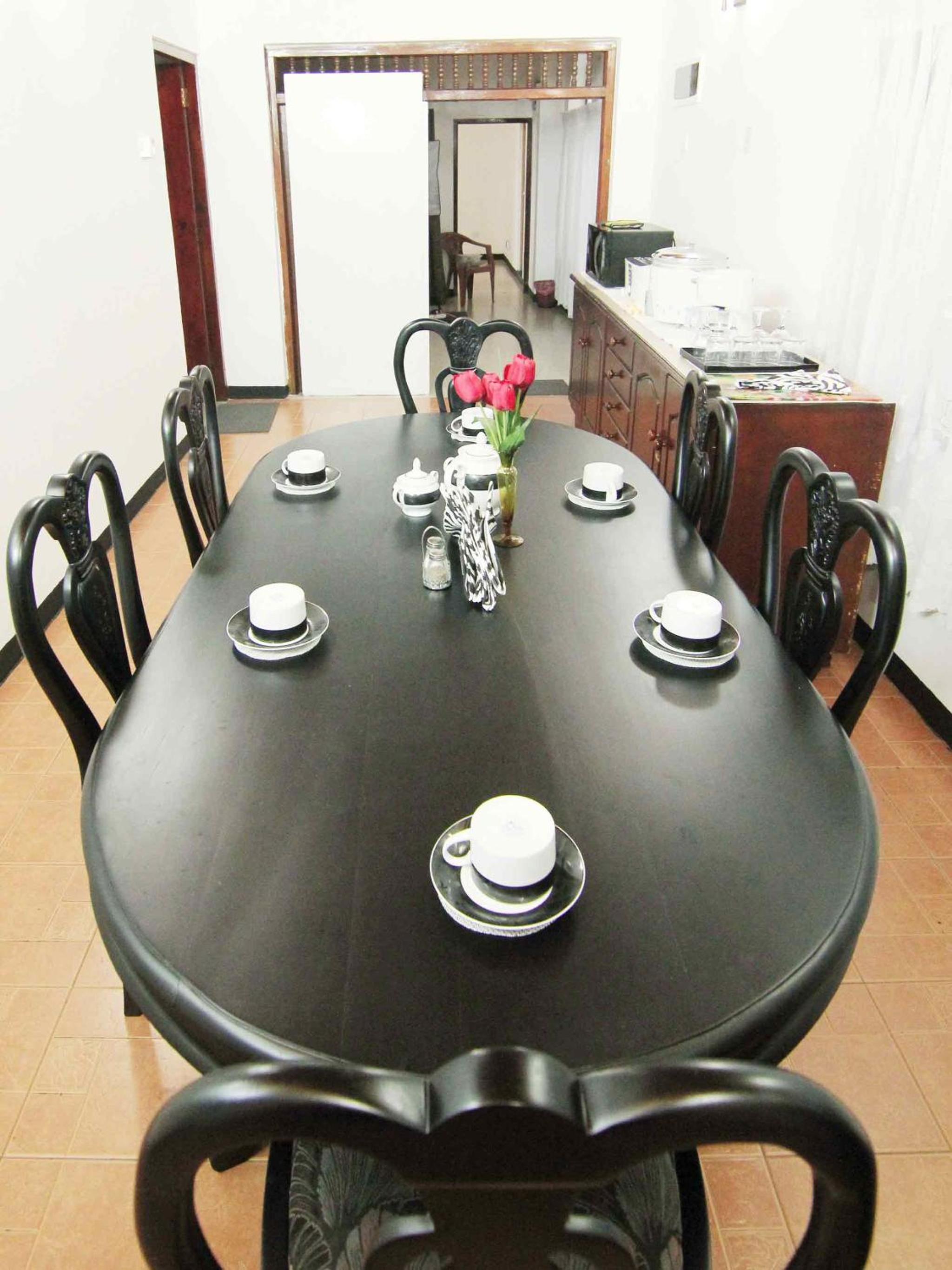2in1 Kandy Hostel