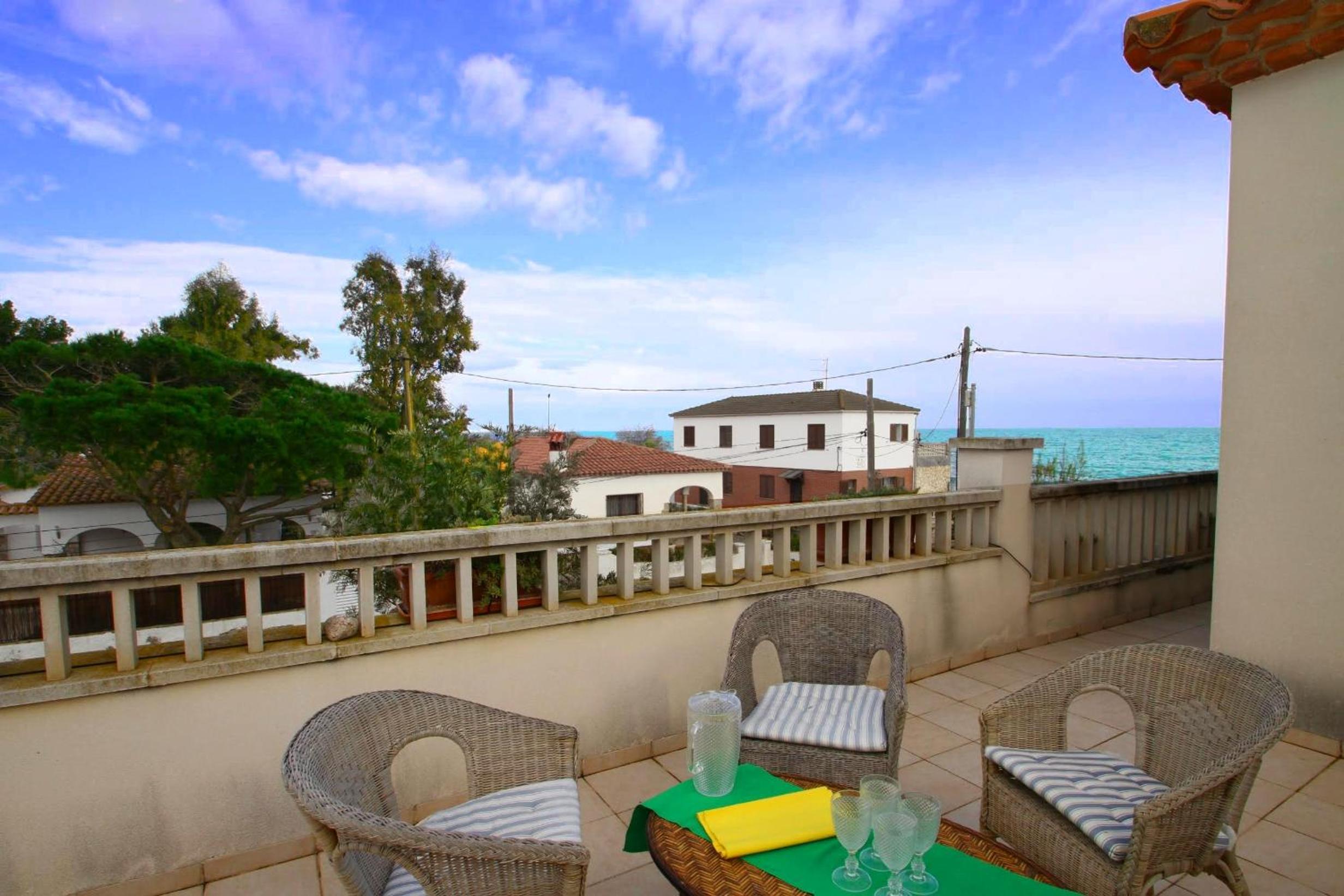 ARENDA Villa Rivera view 5