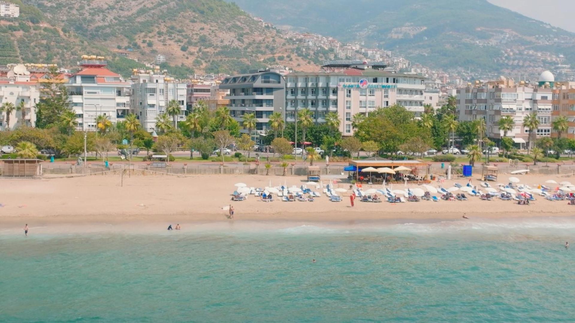 Qoople Litus seaside view apartments on Kleopatra beach
