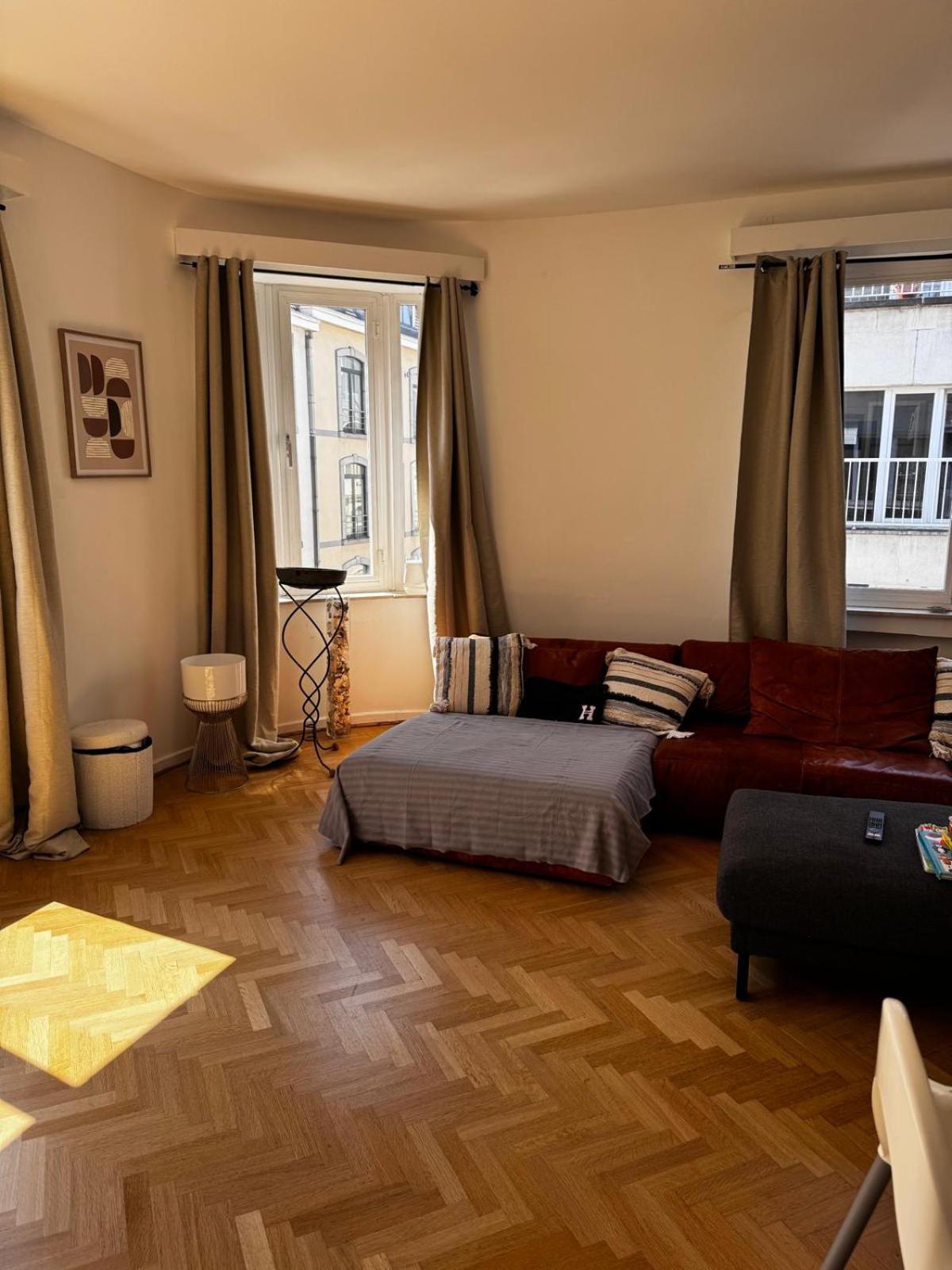 Place Stéphanie - Avenue Louise - Bruxelles Centre