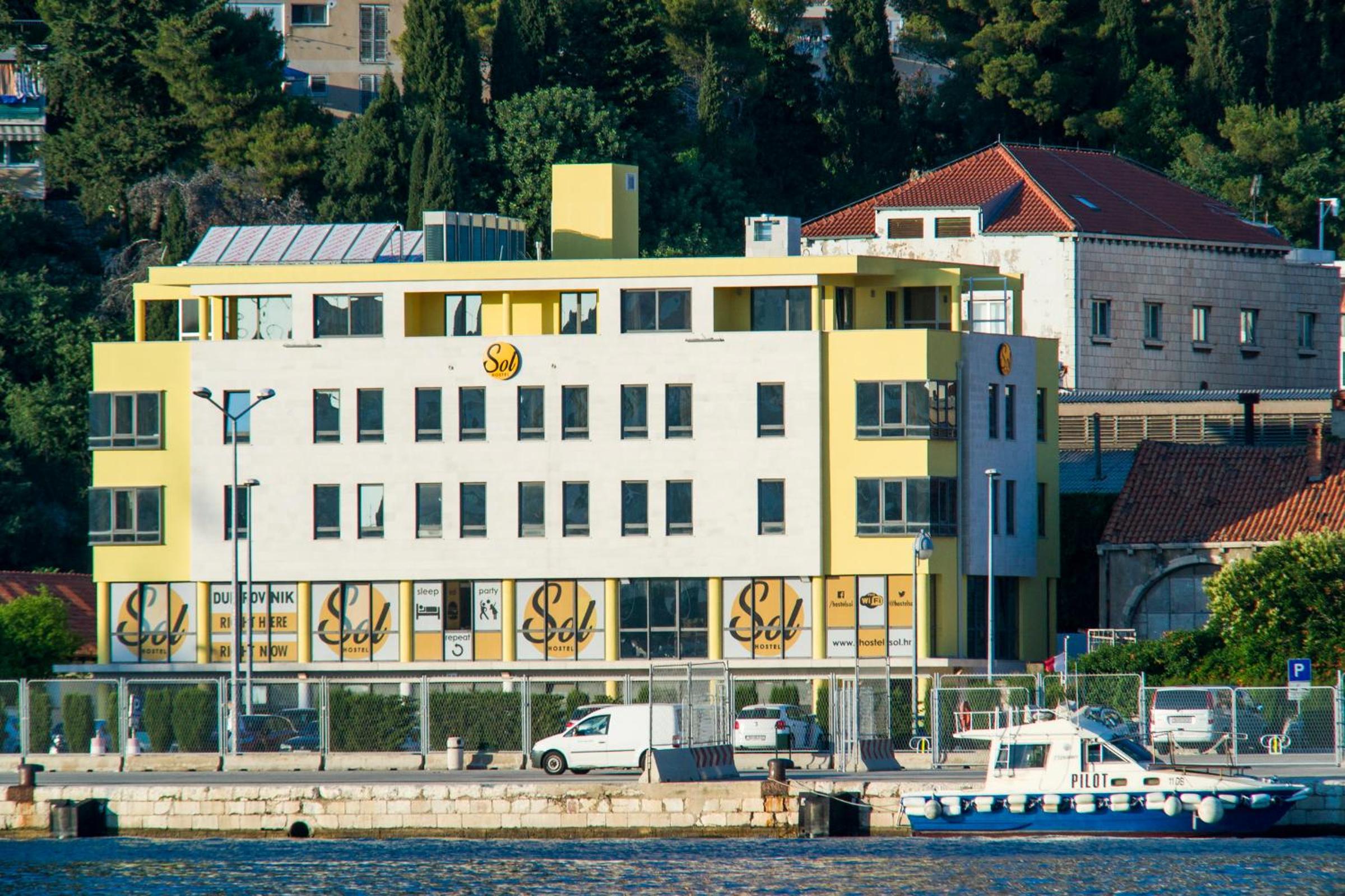 Hostel Sol