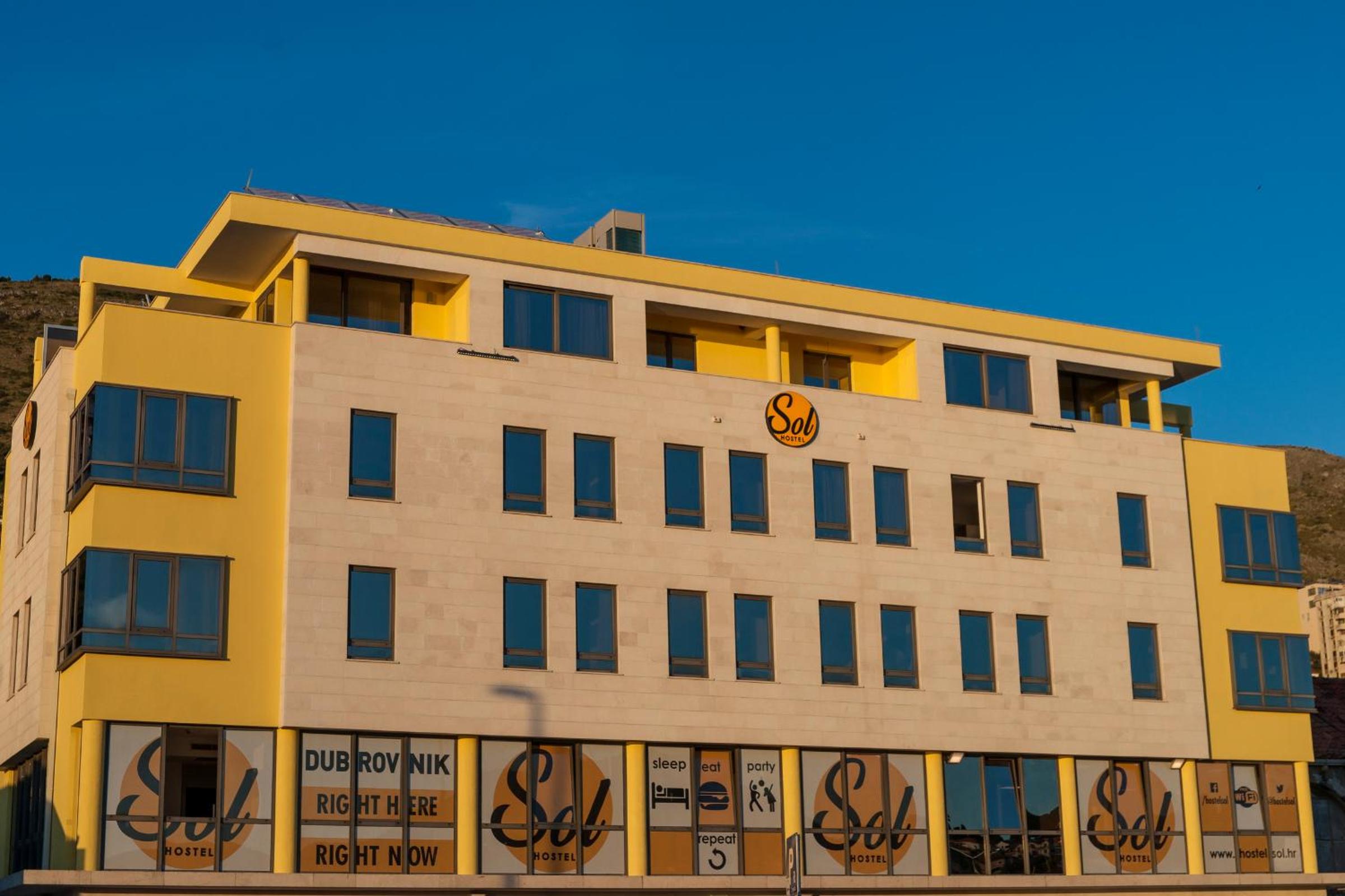 Hostel Sol
