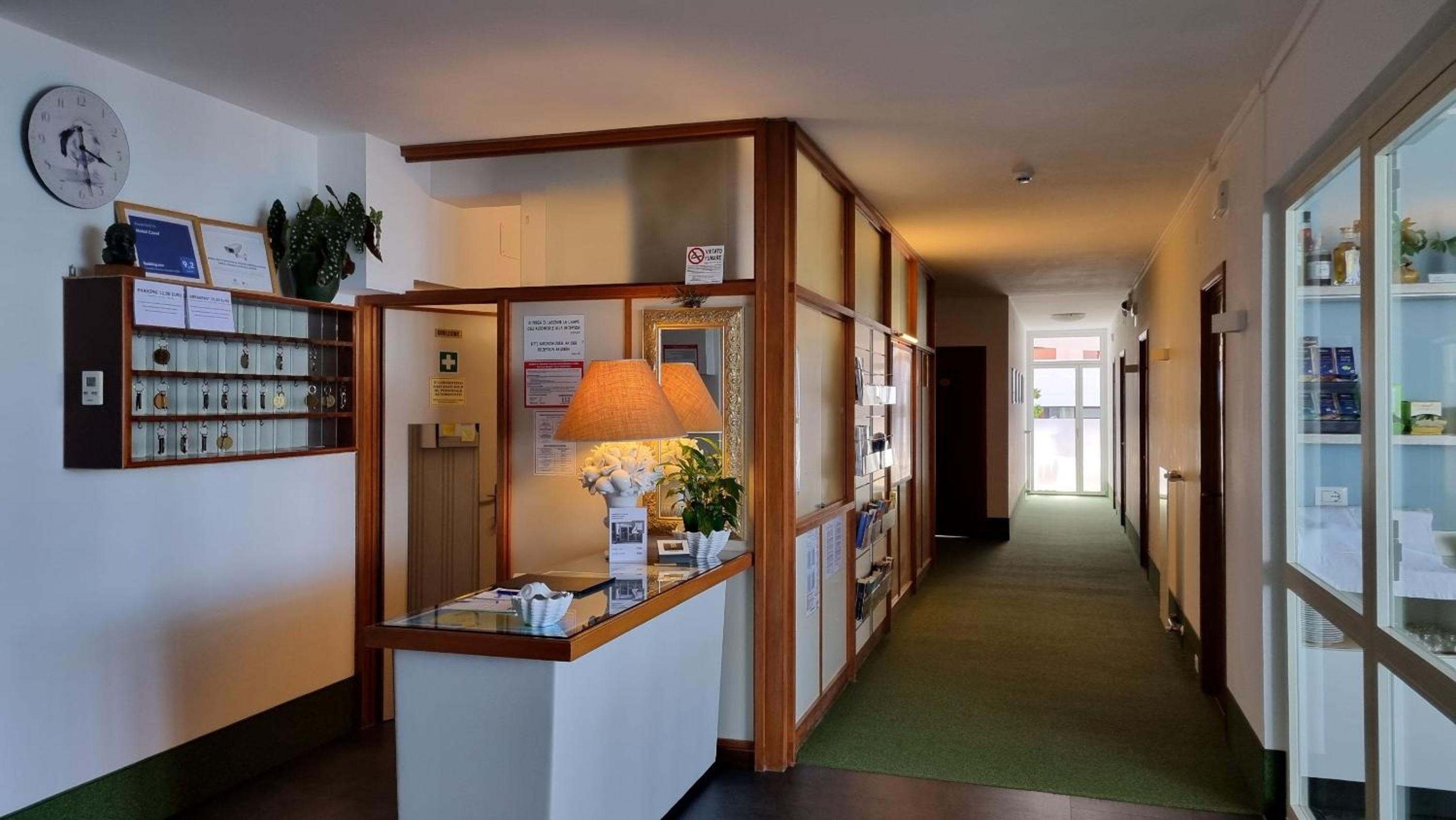 Hotel Carol, photo 23