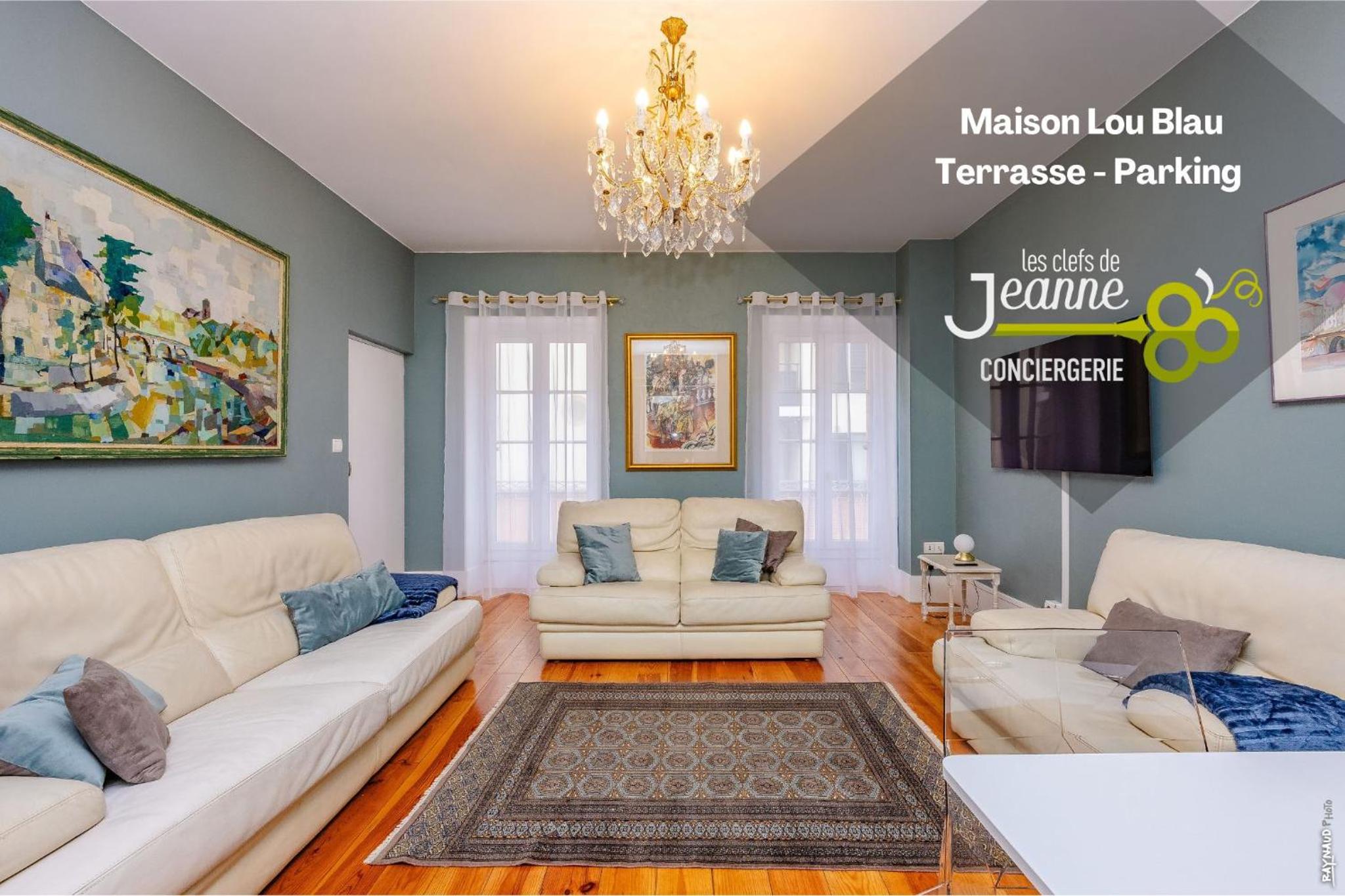 Maison Lou Blau