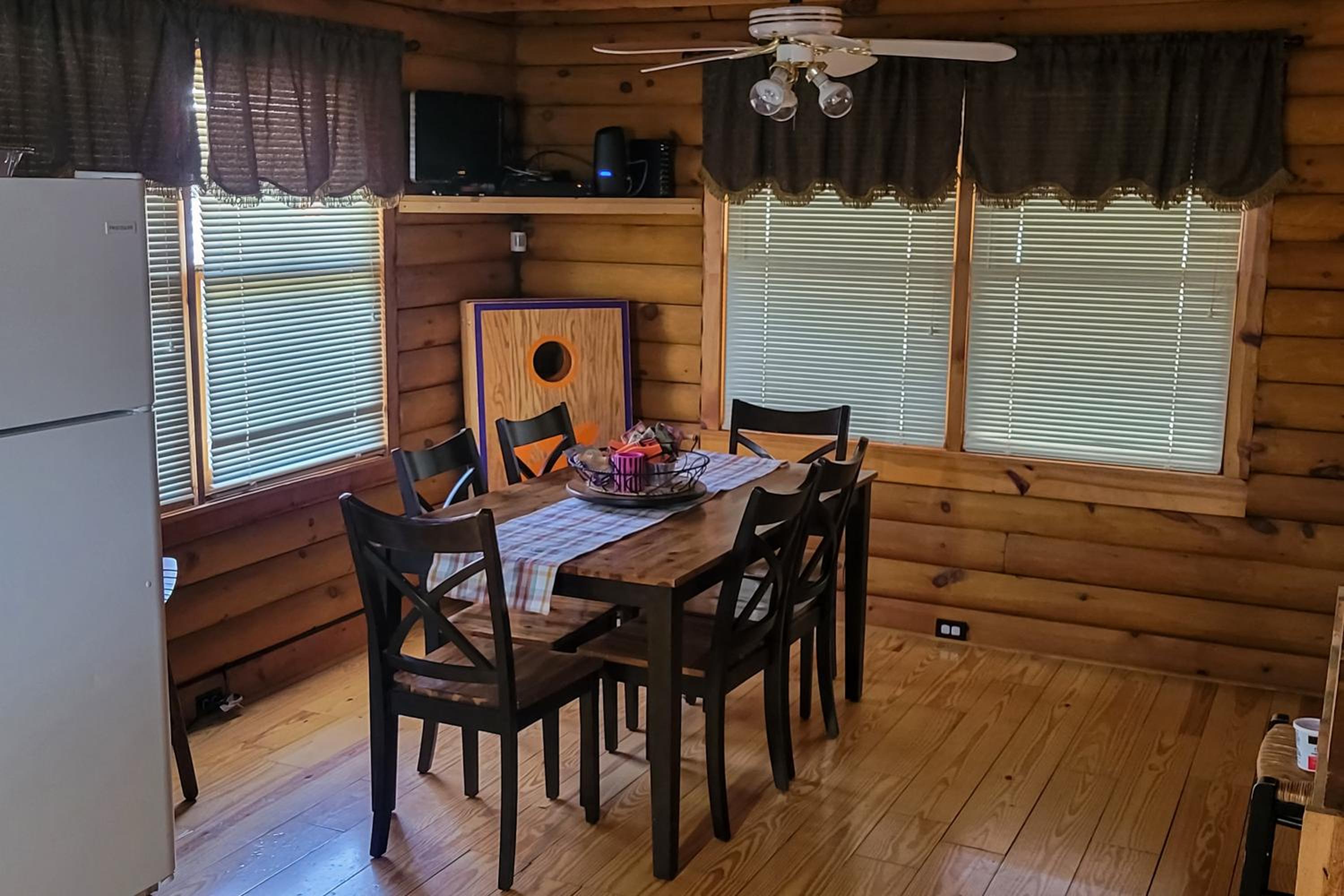 Private Dock and Game Room! Lake Hartwell Retreat