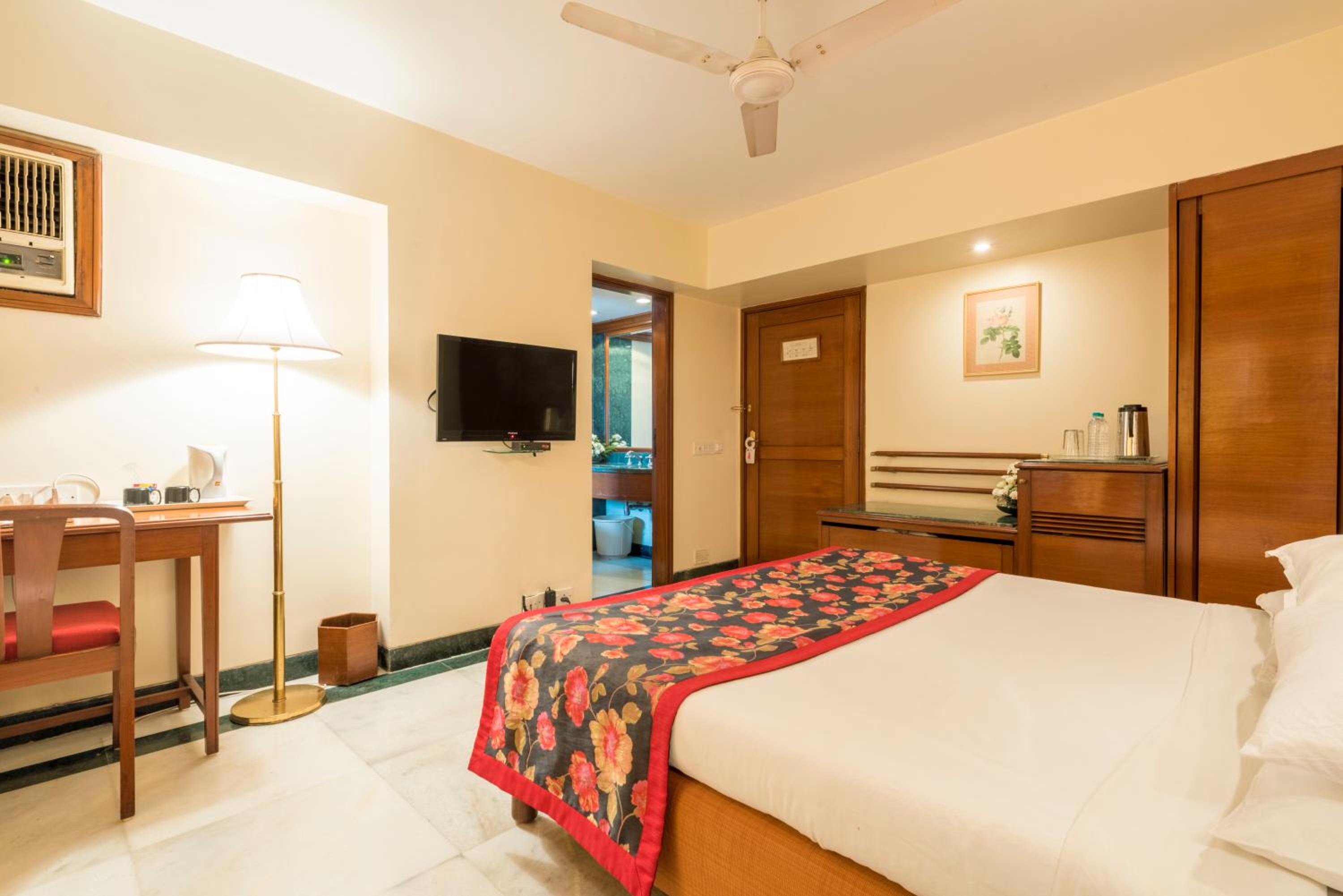 Mumbai Vacations - Hotel Parle International - Property Image 43