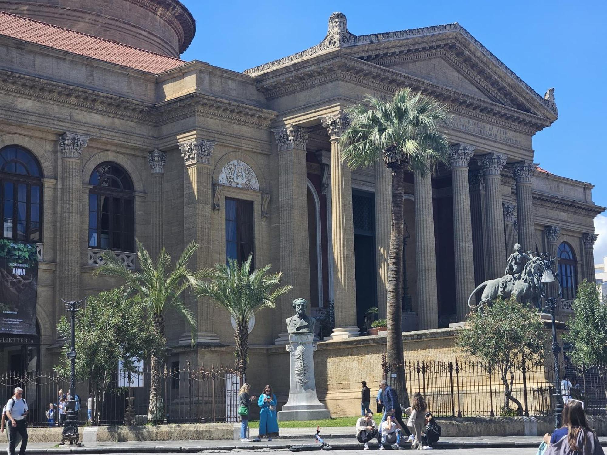 La loggia Apartment