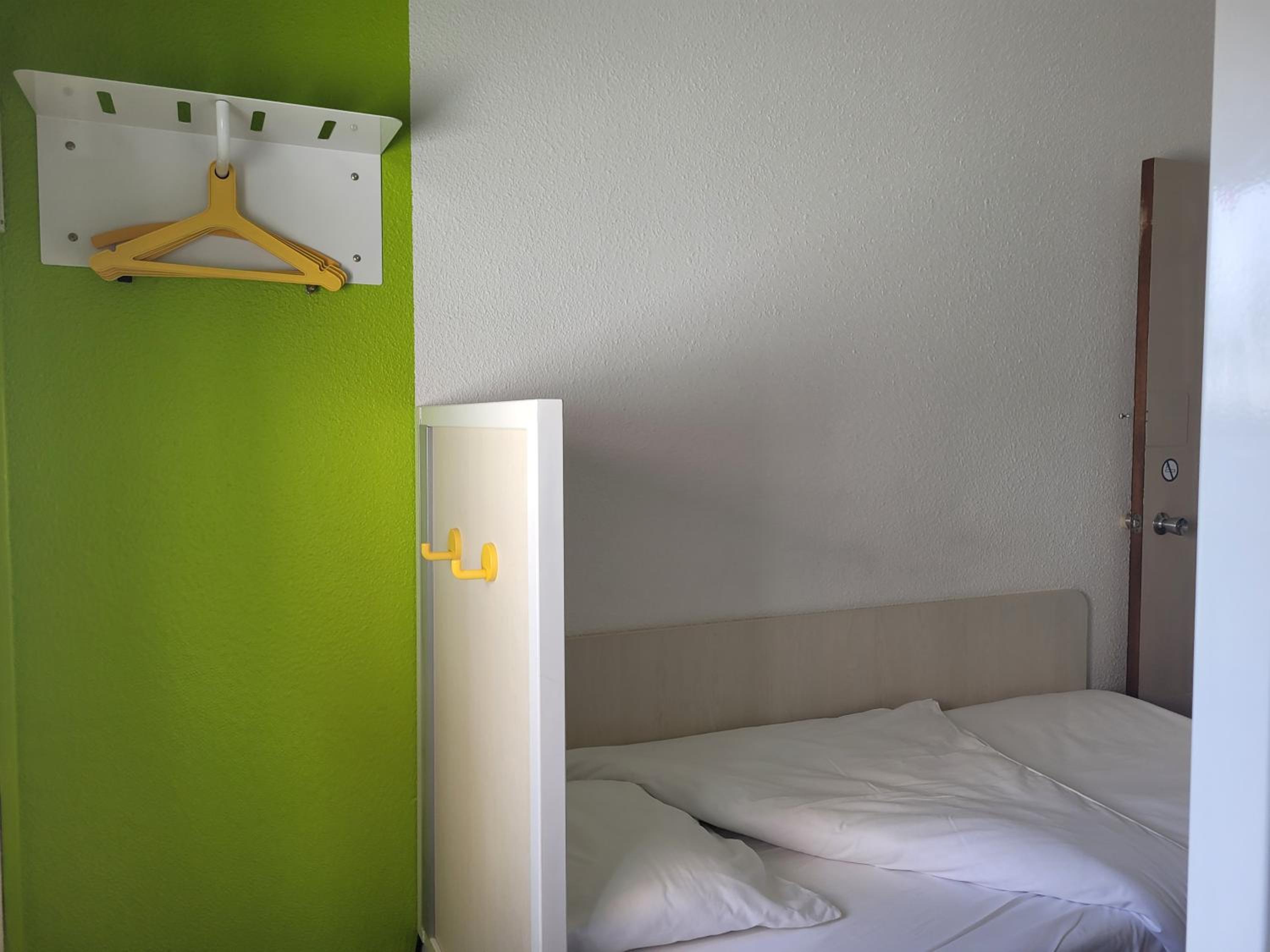 TIP HOTEL CAMBRAI ex HOTEL F1, photo 4