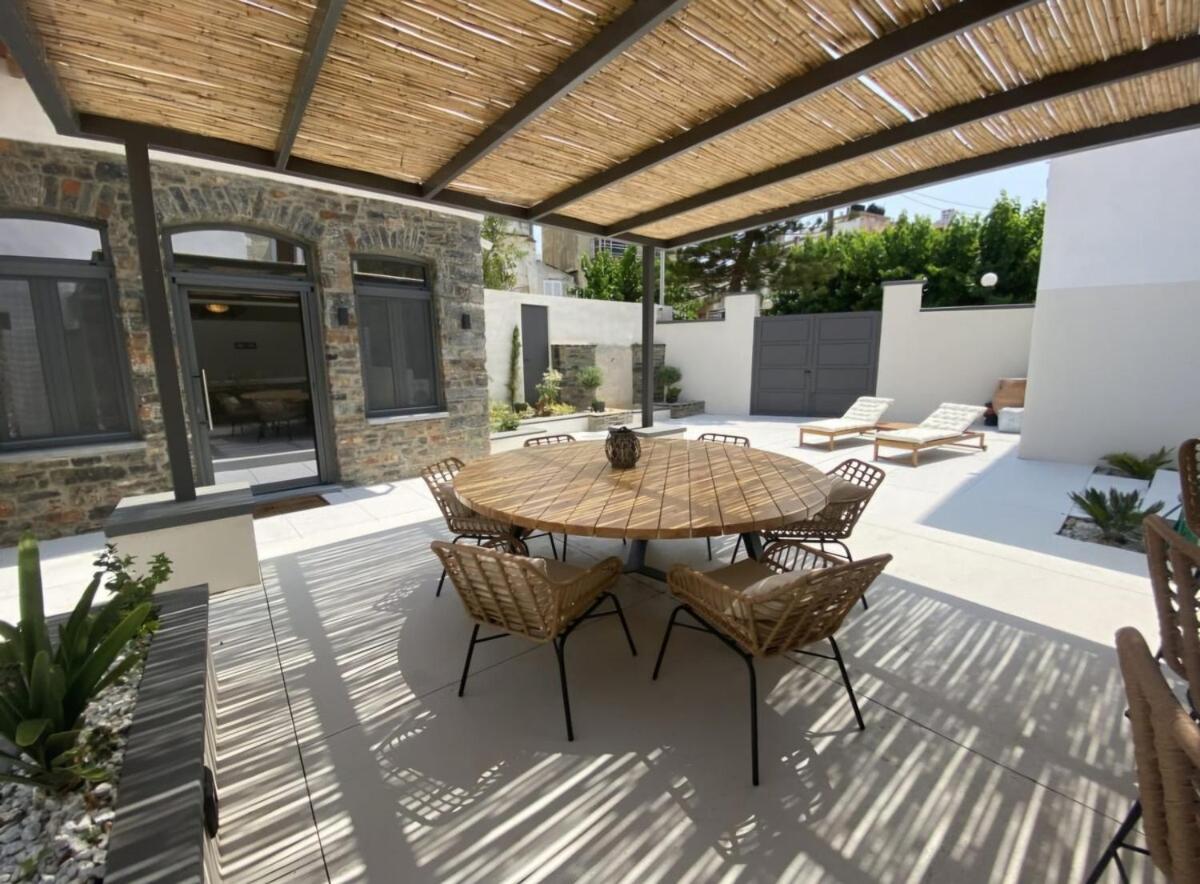 Venetian gem in neapolitan with private courtyard