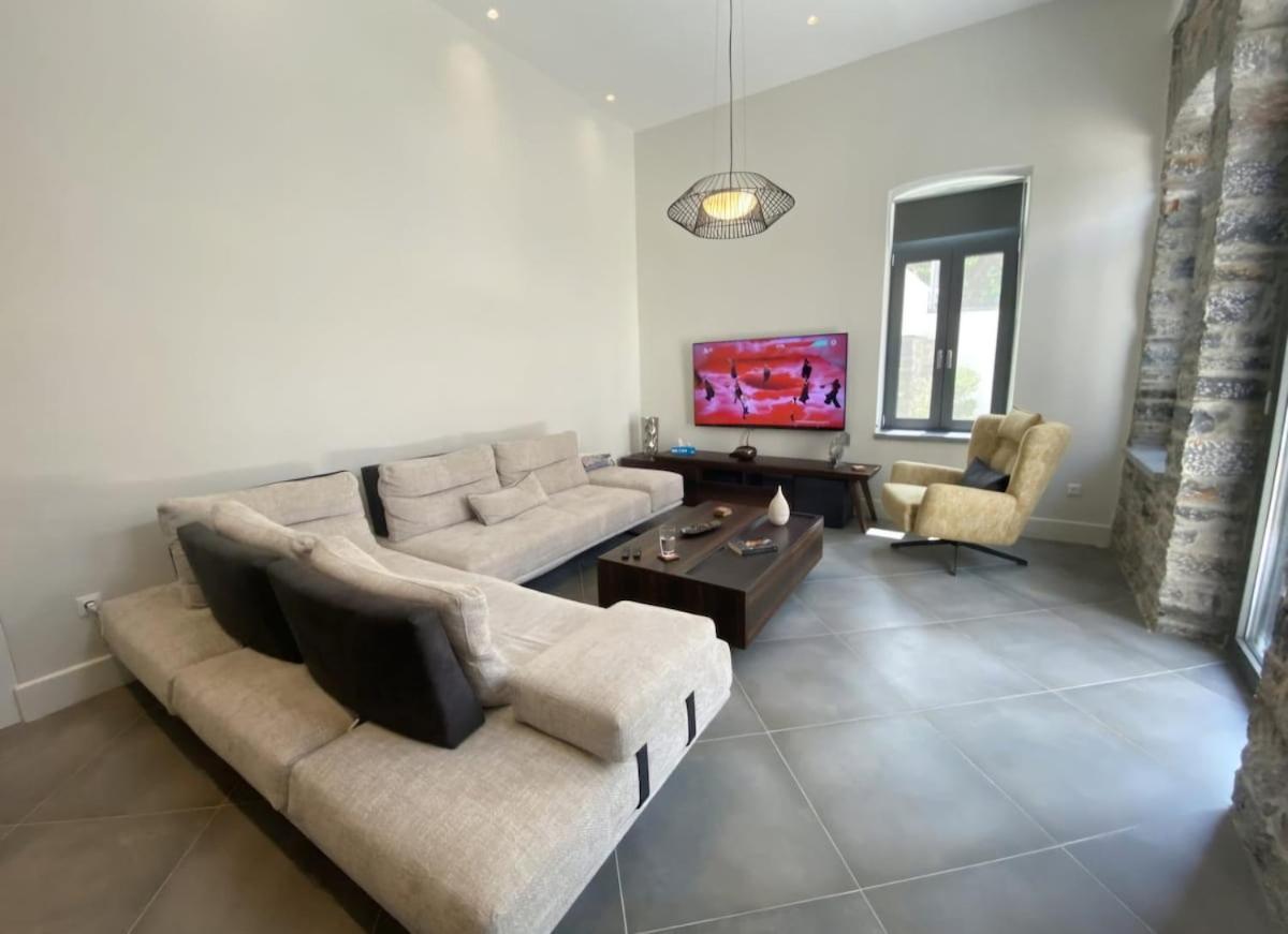 Venetian gem in neapolitan with private courtyard
