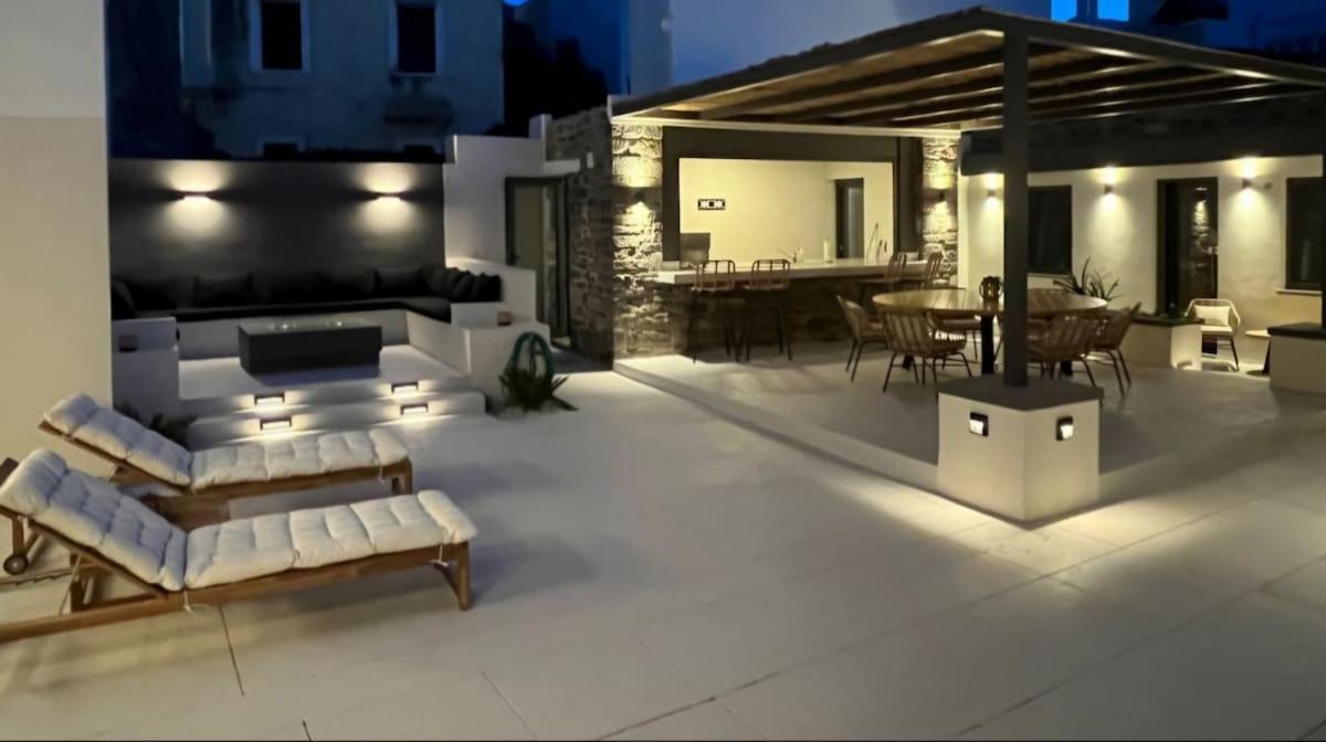 Venetian gem in neapolitan with private courtyard