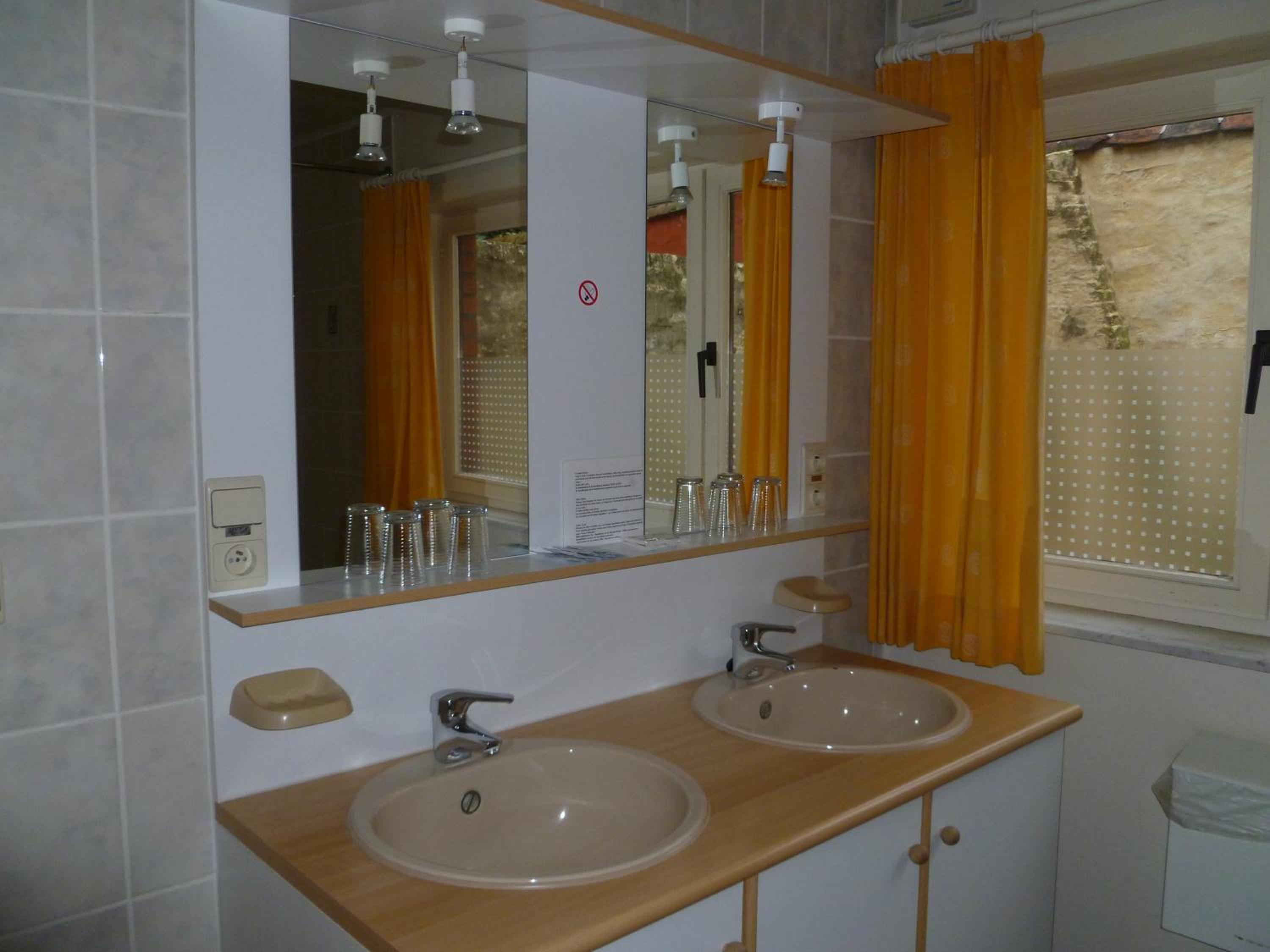 Guest house Adonis