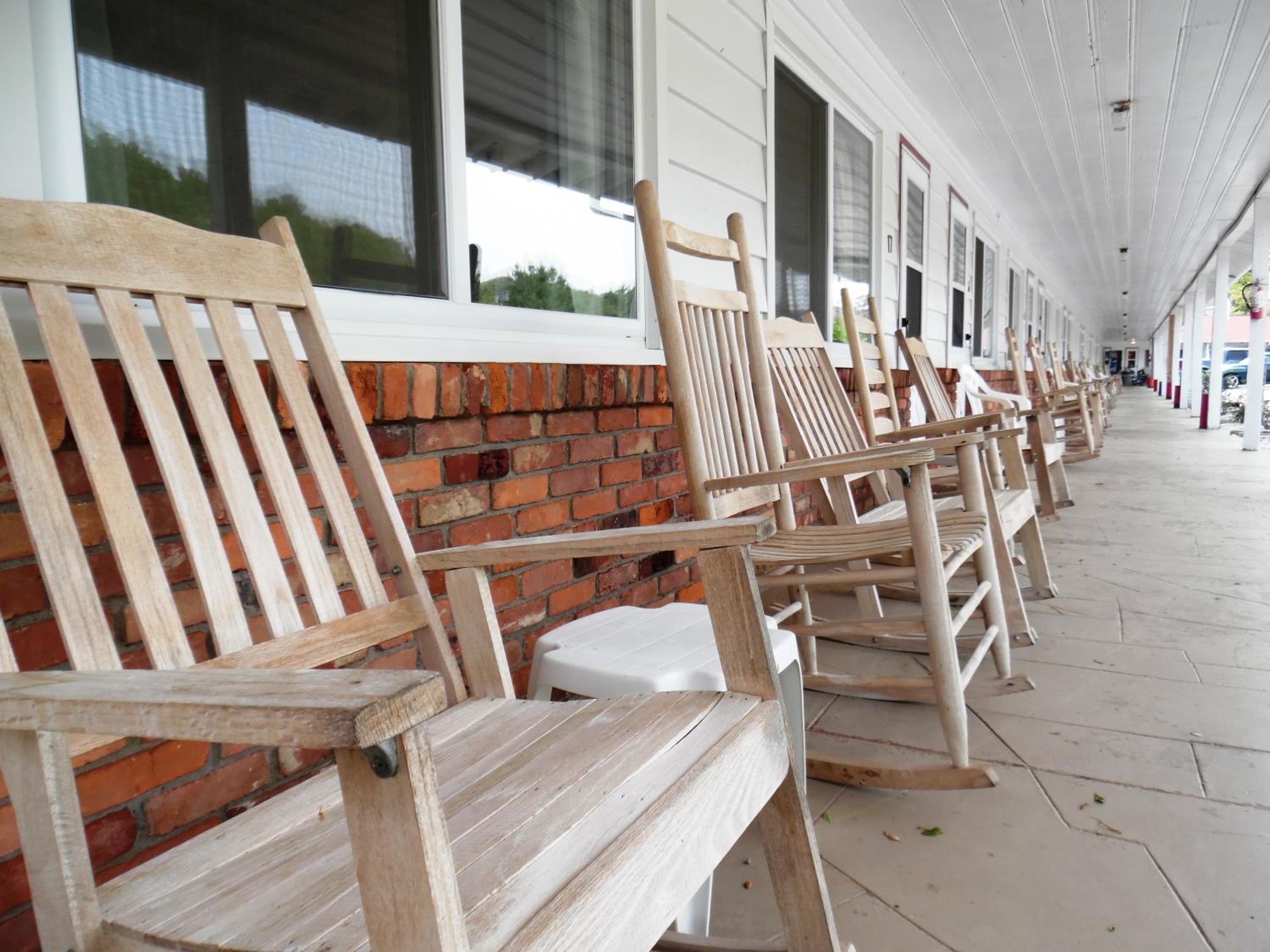 Laurel Park Inn