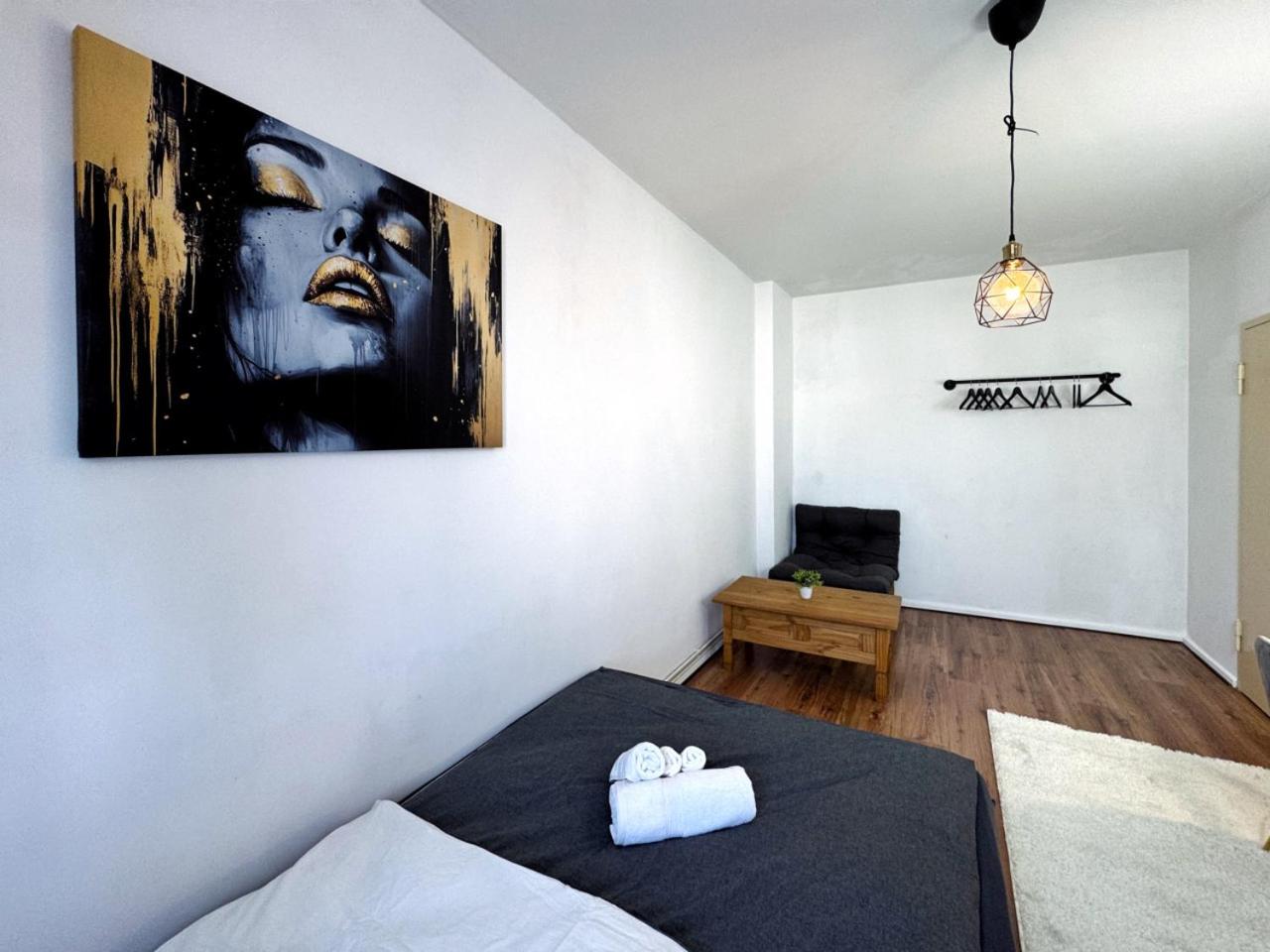 HolidayHome Apartments I Kreuzberg Bergmannkiez Private Room