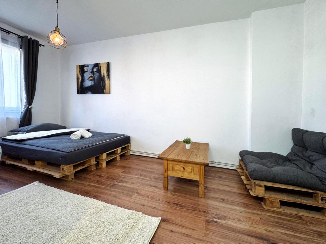HolidayHome Apartments I Kreuzberg Bergmannkiez Private Room