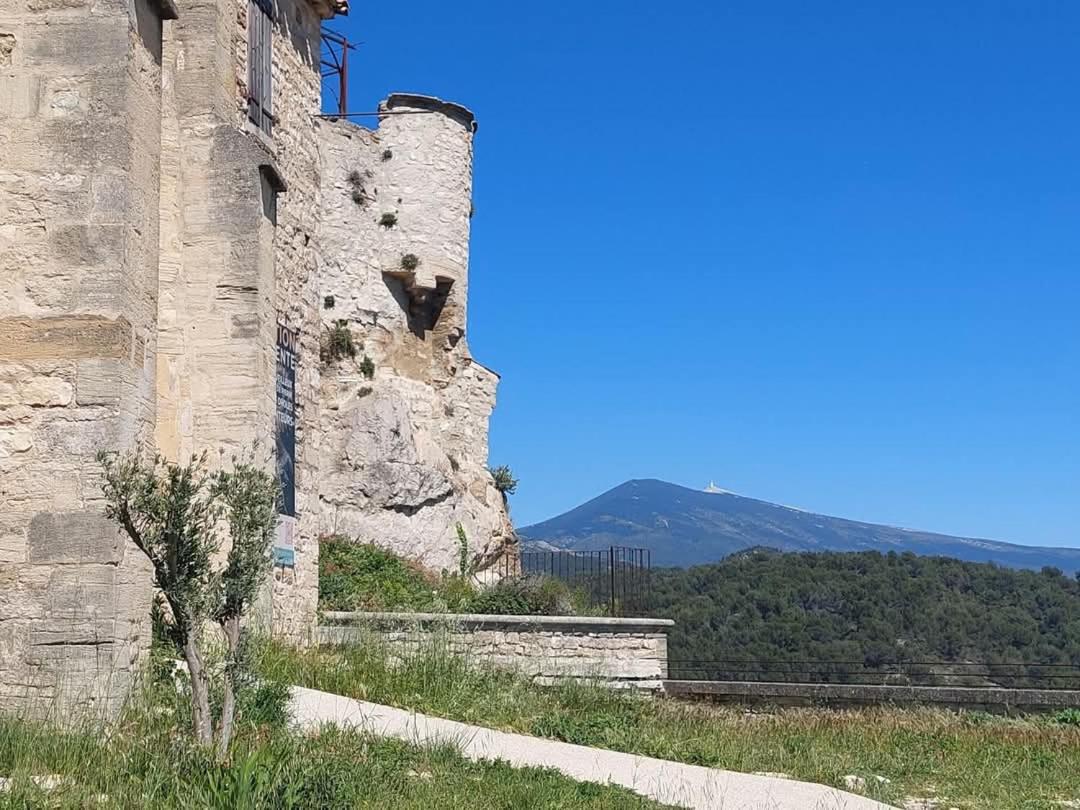 Maison sur la colline du Barroux