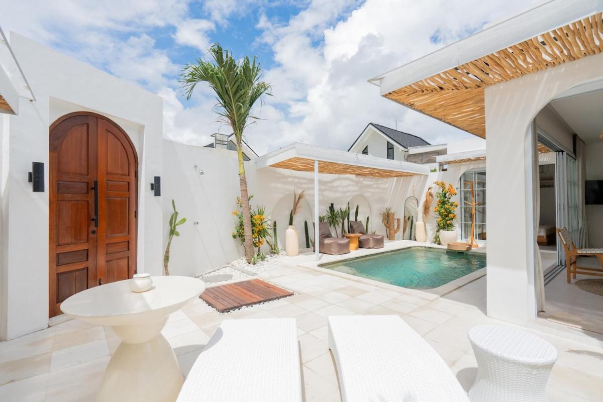 NEW! Villa Troy - 1BR Villa in Kerobokan