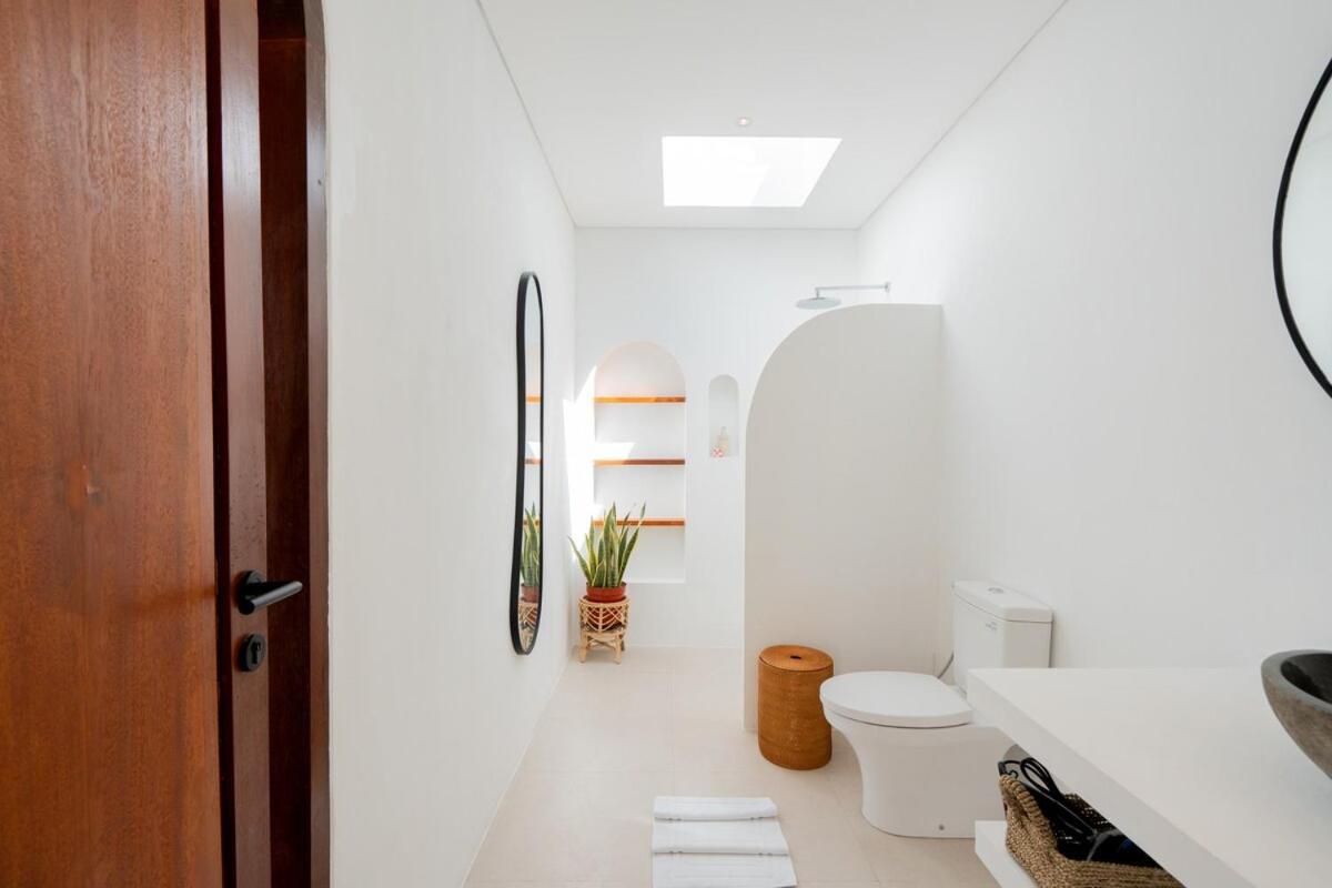 NEW! Villa Troy - 1BR Villa in Kerobokan