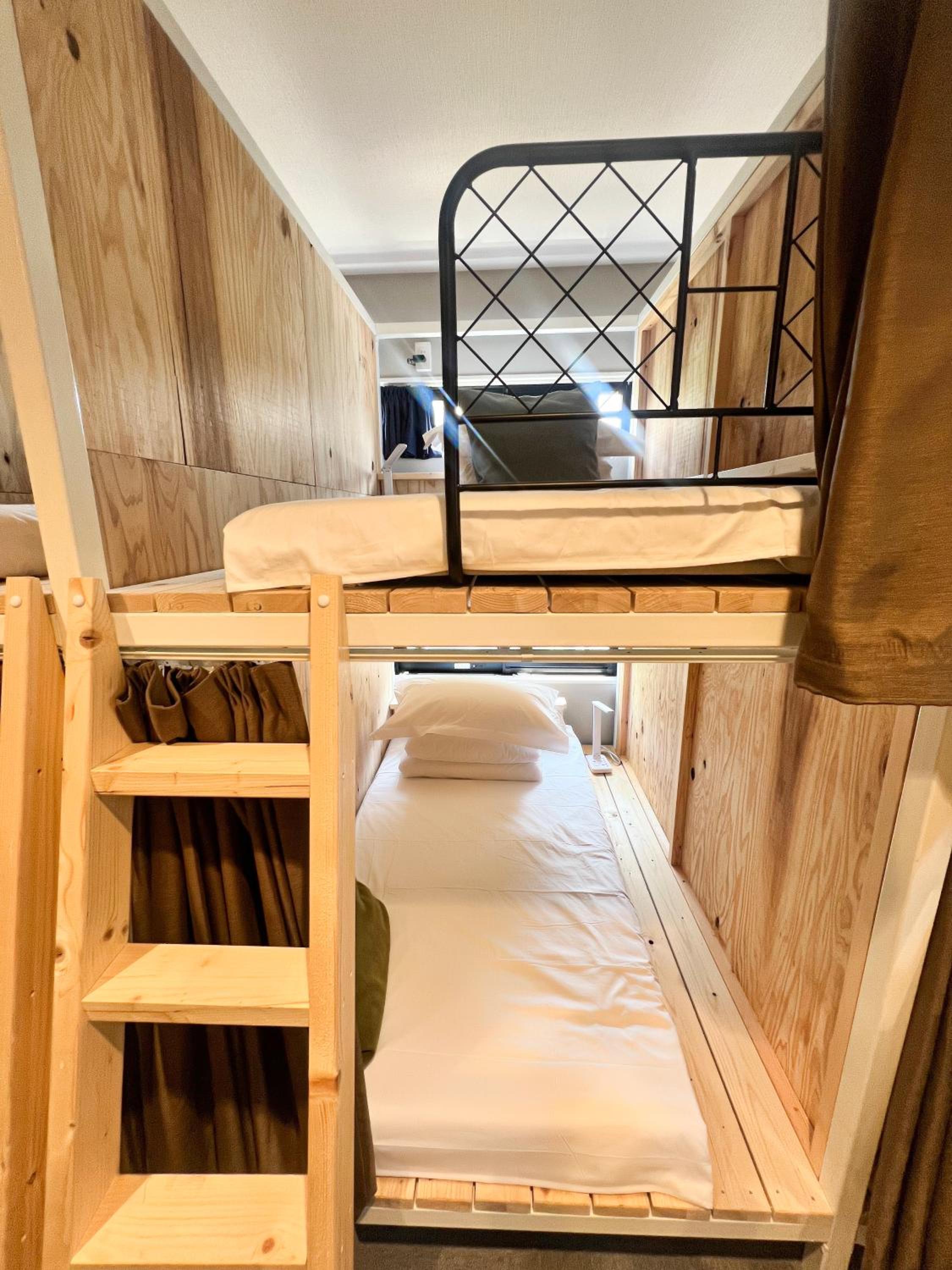 Hostel Hangout Best Value Near Kuromon Market & Namba