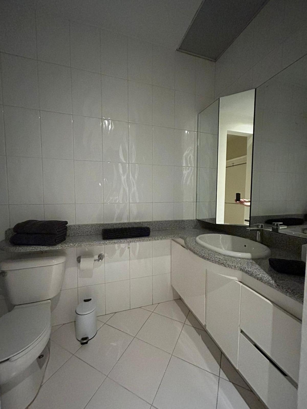 Modern room with balcony photo 3