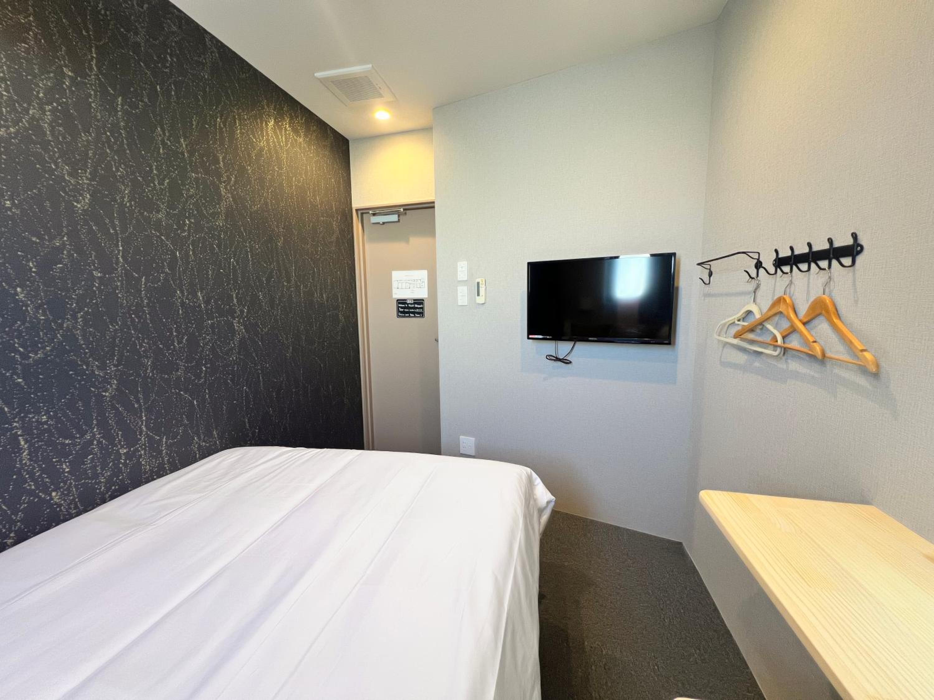 Hostel Hangout Best Value Near Kuromon Market & Namba