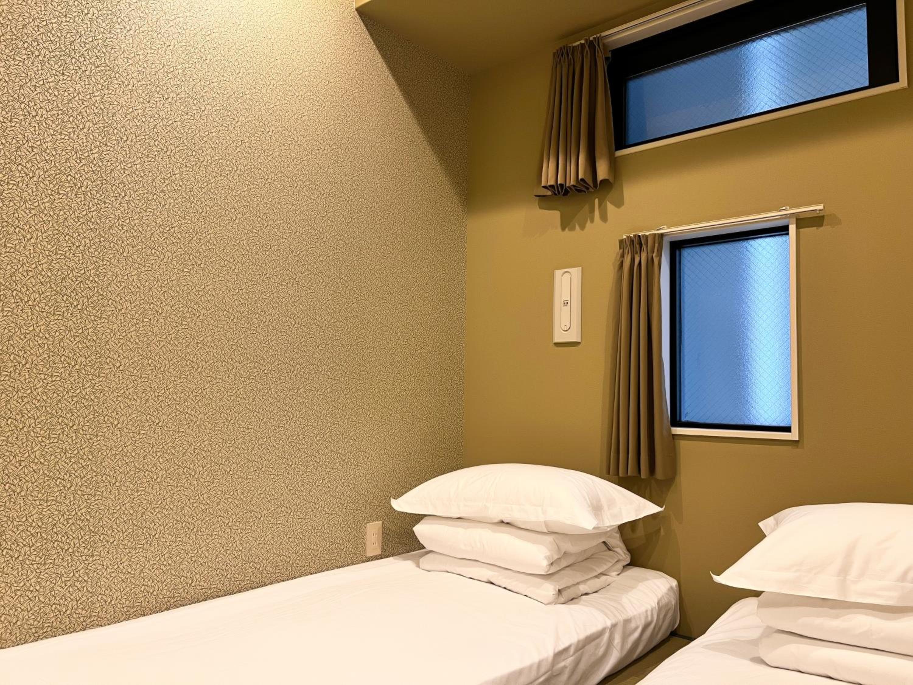 Hostel Hangout Best Value Near Kuromon Market & Namba