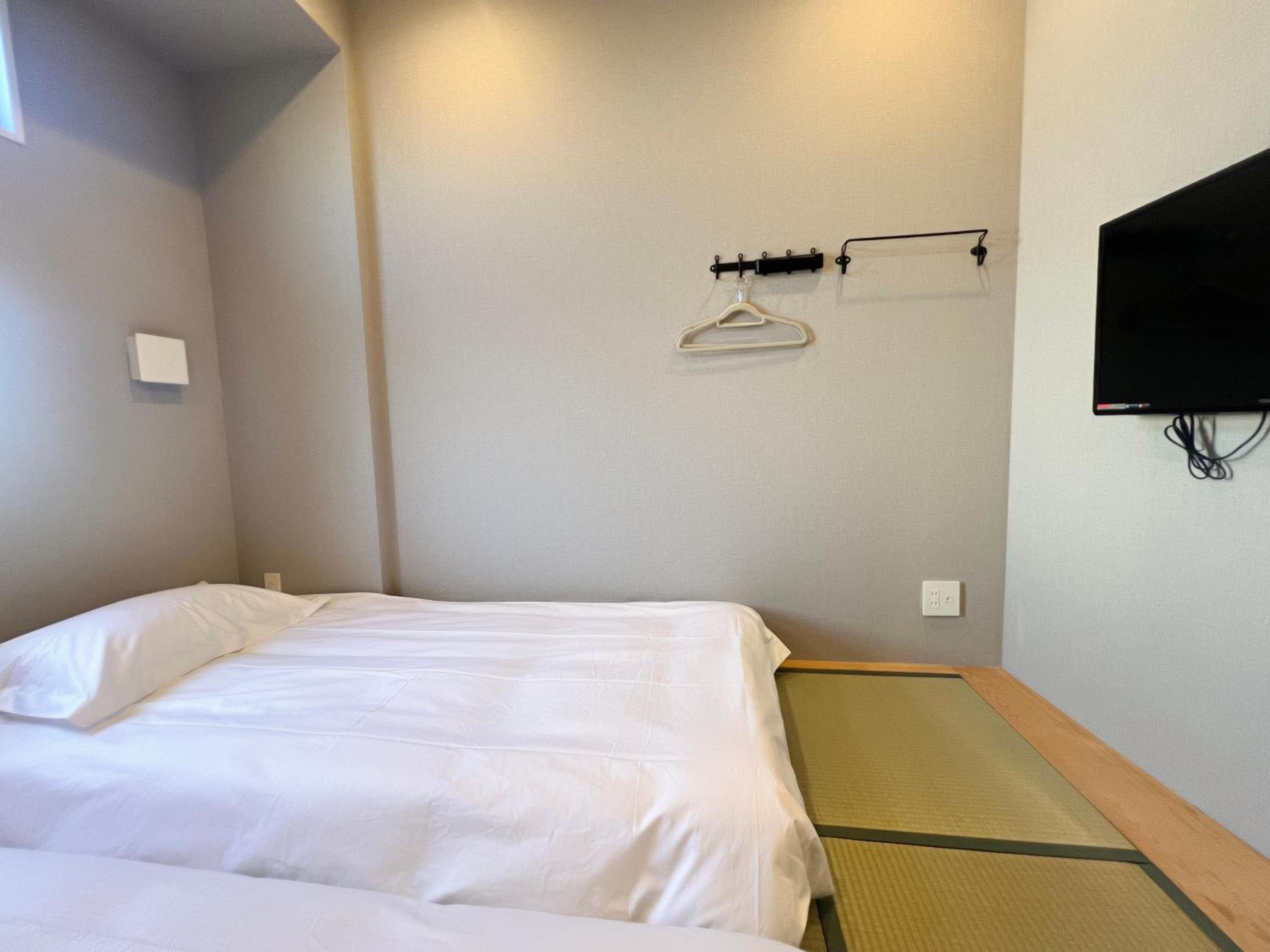 Hostel Hangout Best Value Near Kuromon Market & Namba